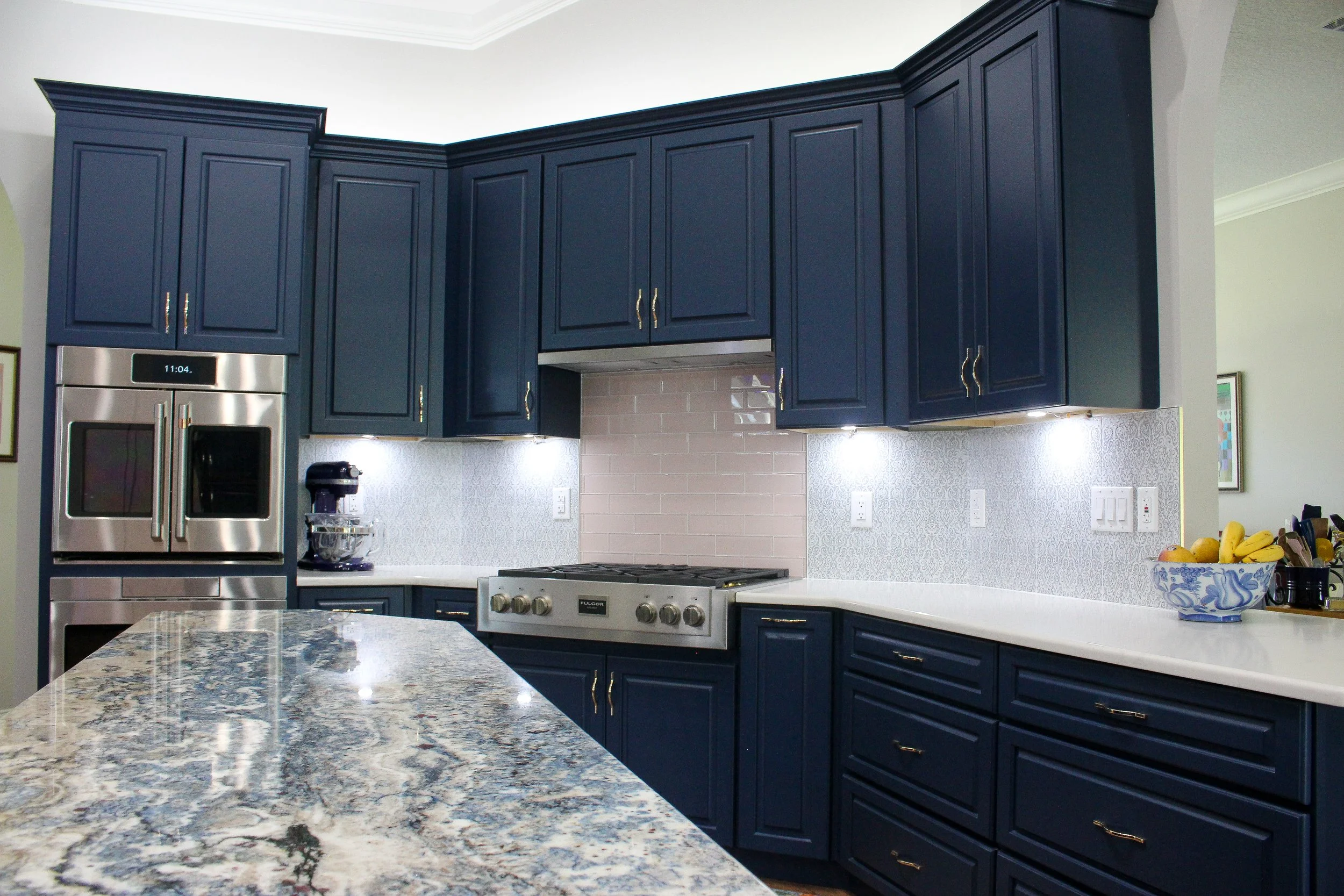 Updated Traditional Kitchen Remodel by Lifestyle Kitchens Inc project photo