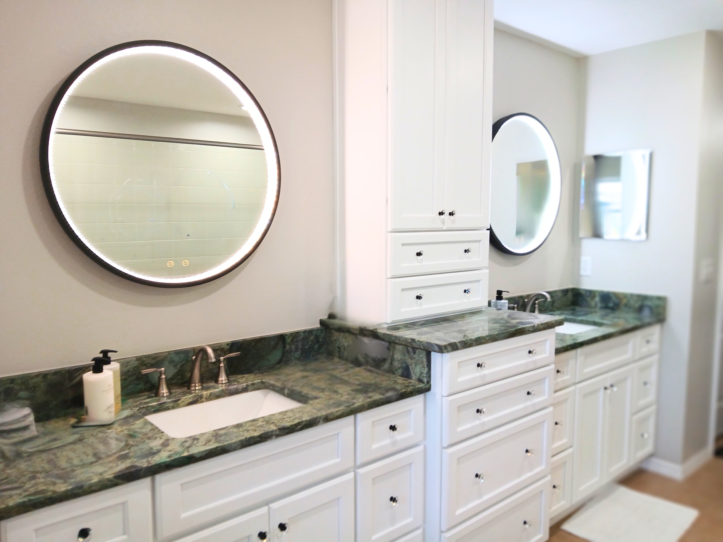 Beautiful double bathroom in white shaker