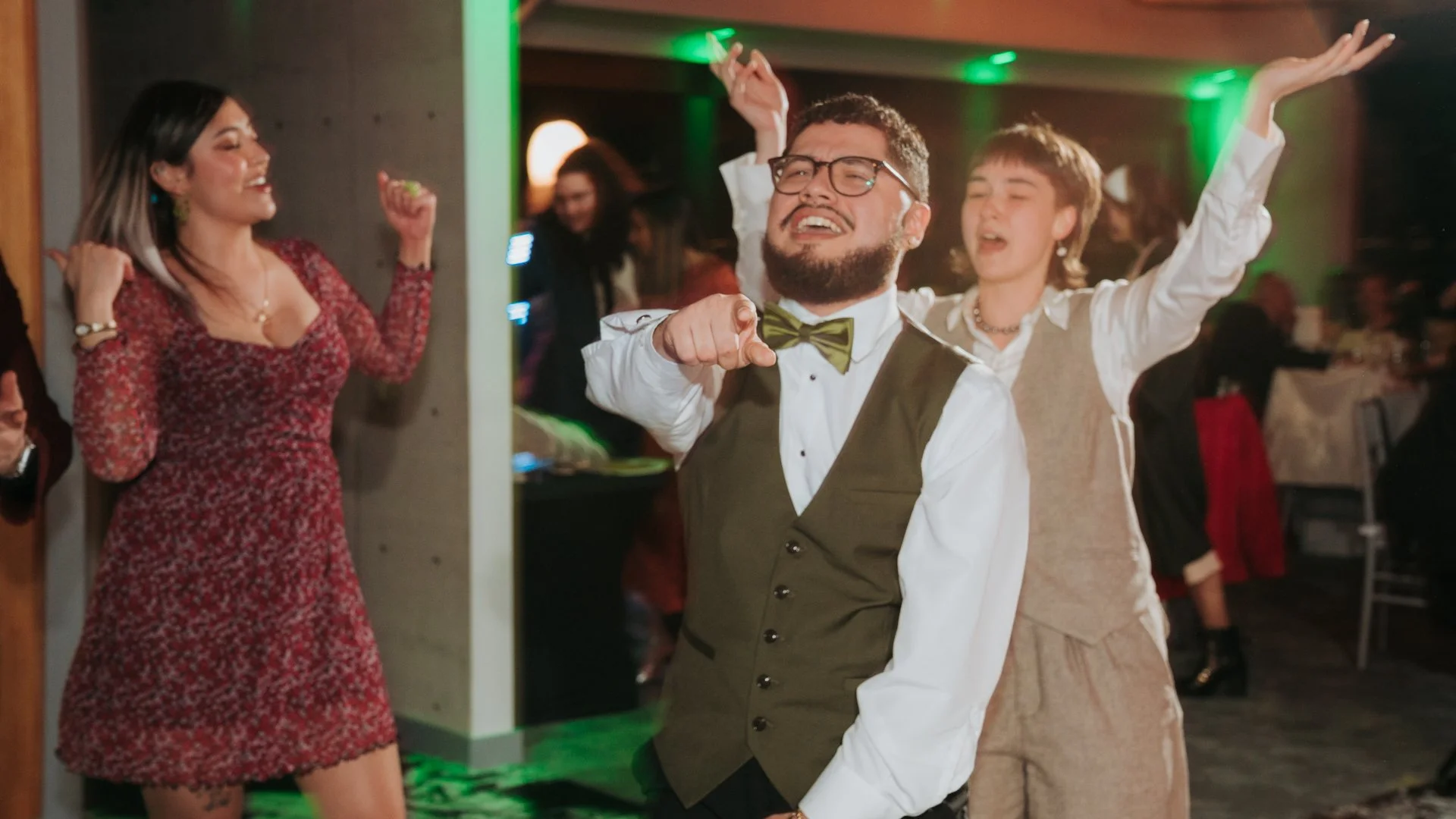 acqua-catering-events-wedding-reception-dancefloor.jpg