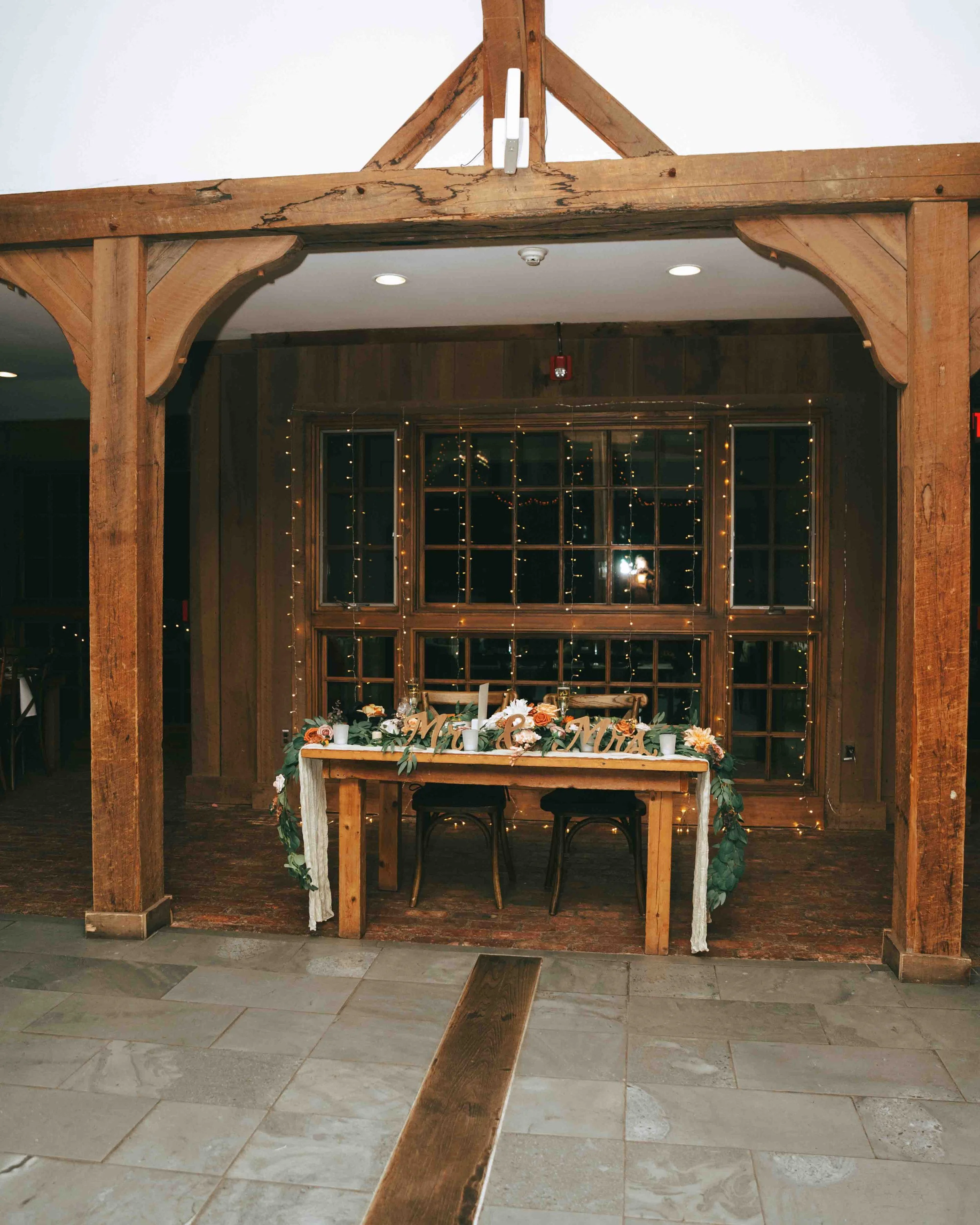 waterloo-village-rustic-reception-fall-decor-7.jpg