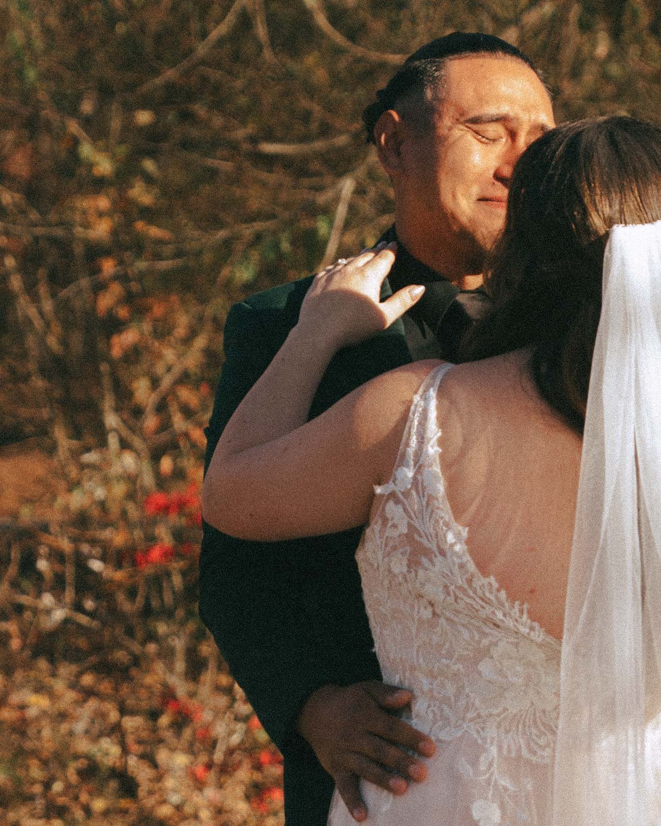 waterloo-village-wedding-first-look-2.jpg