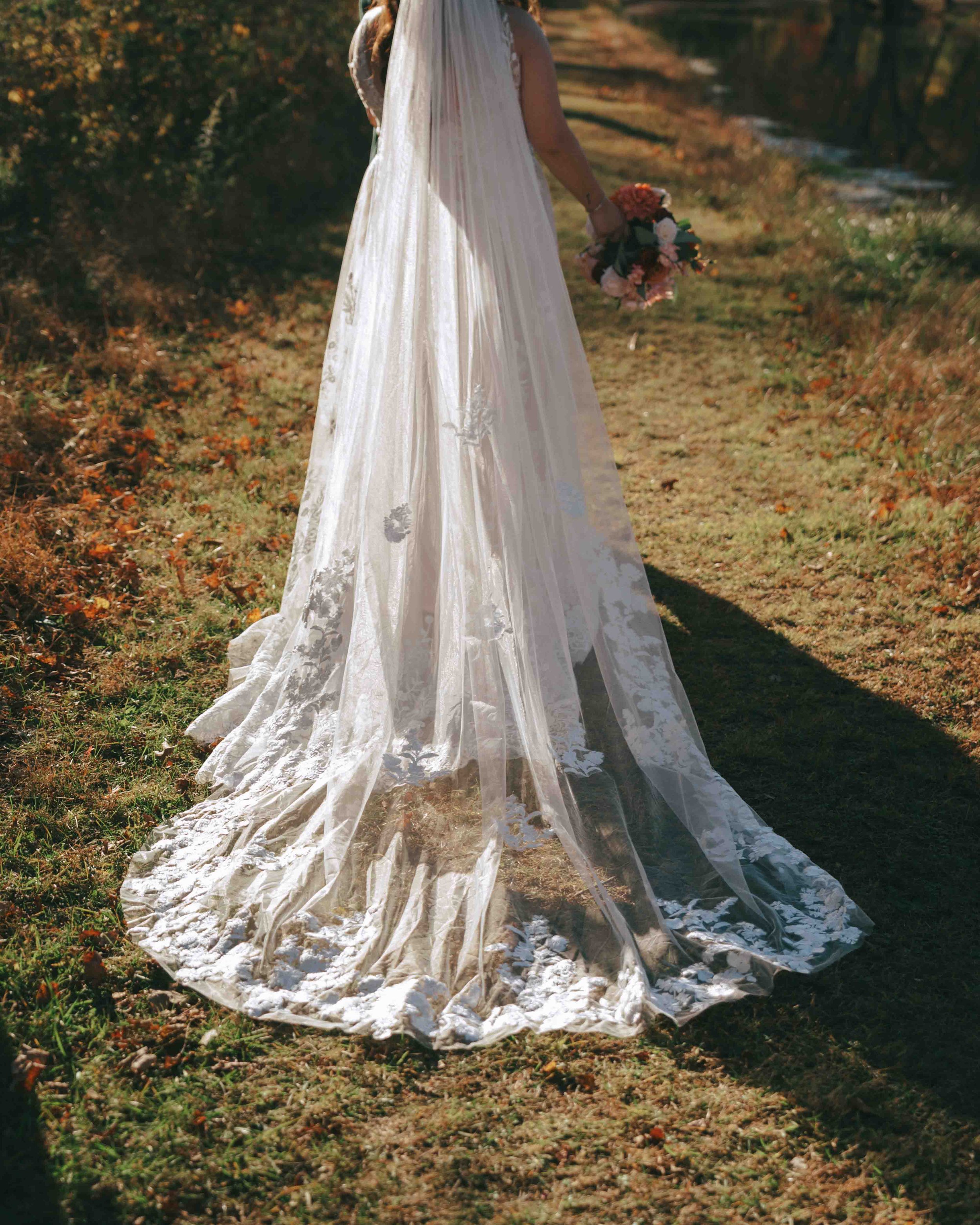 waterloo-village-wedding-first-look-13.jpg