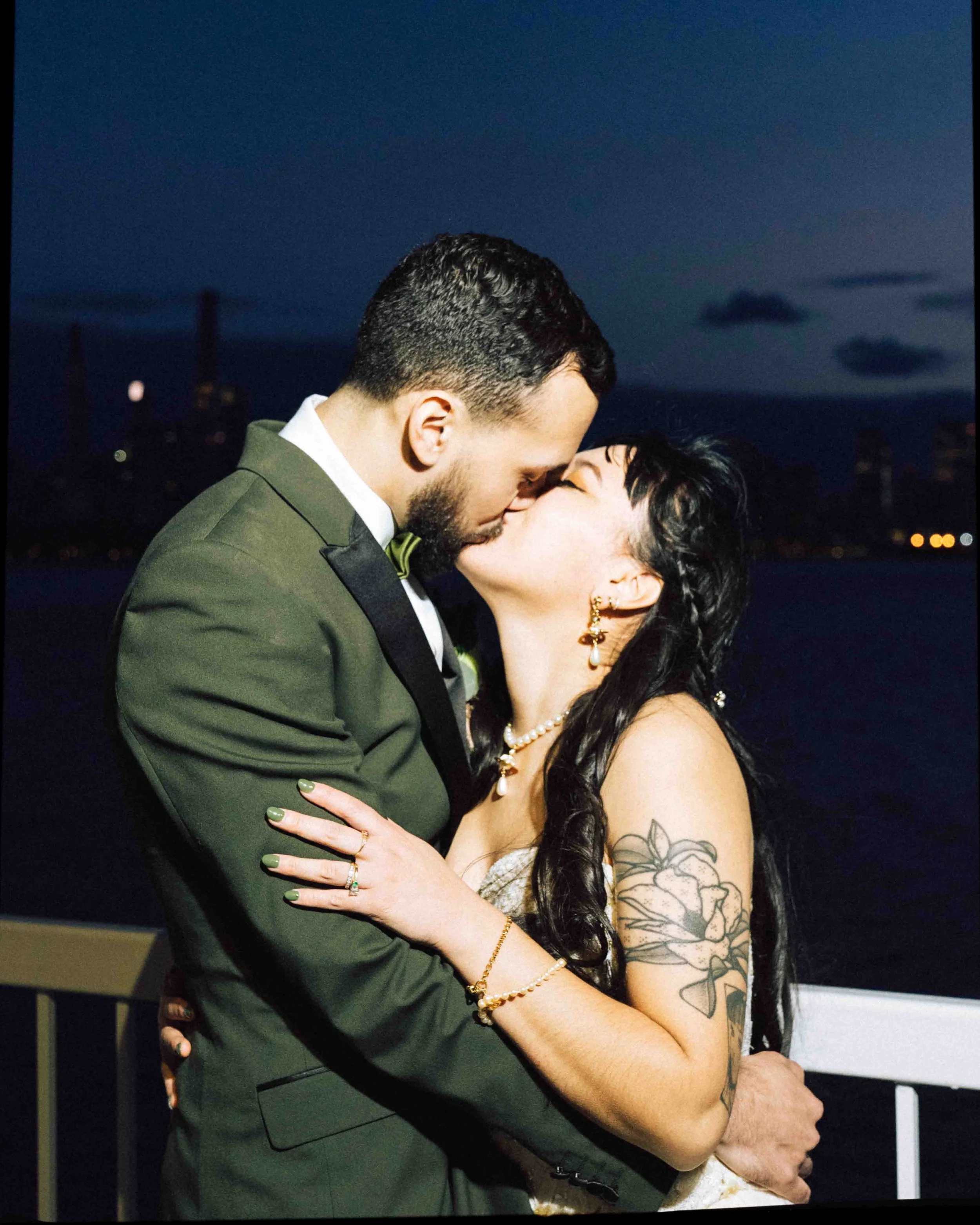 acqua-catering-events-wedding-bride-groom-portraits-16.jpg