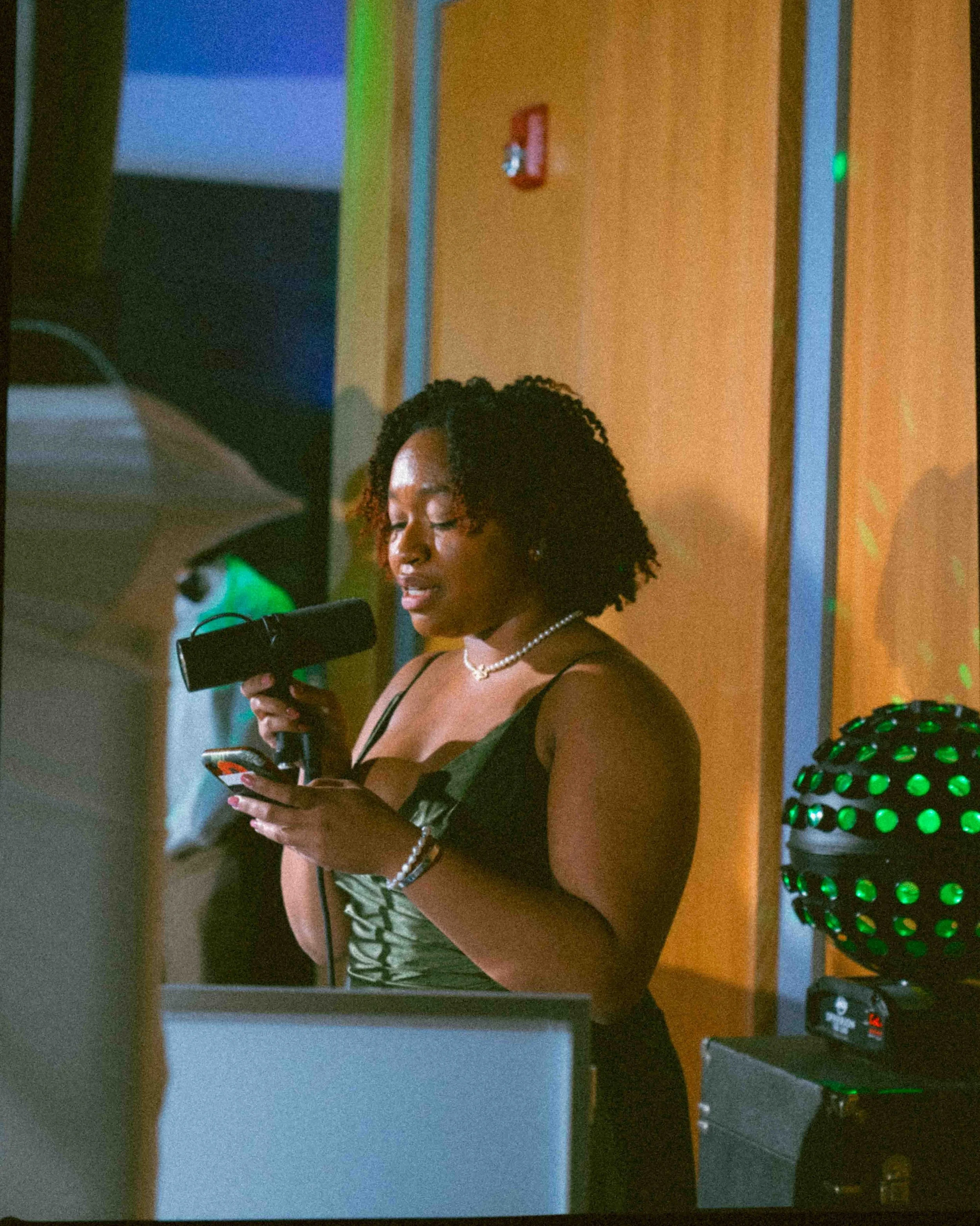 acqua-catering-events-wedding-candids-4.jpg