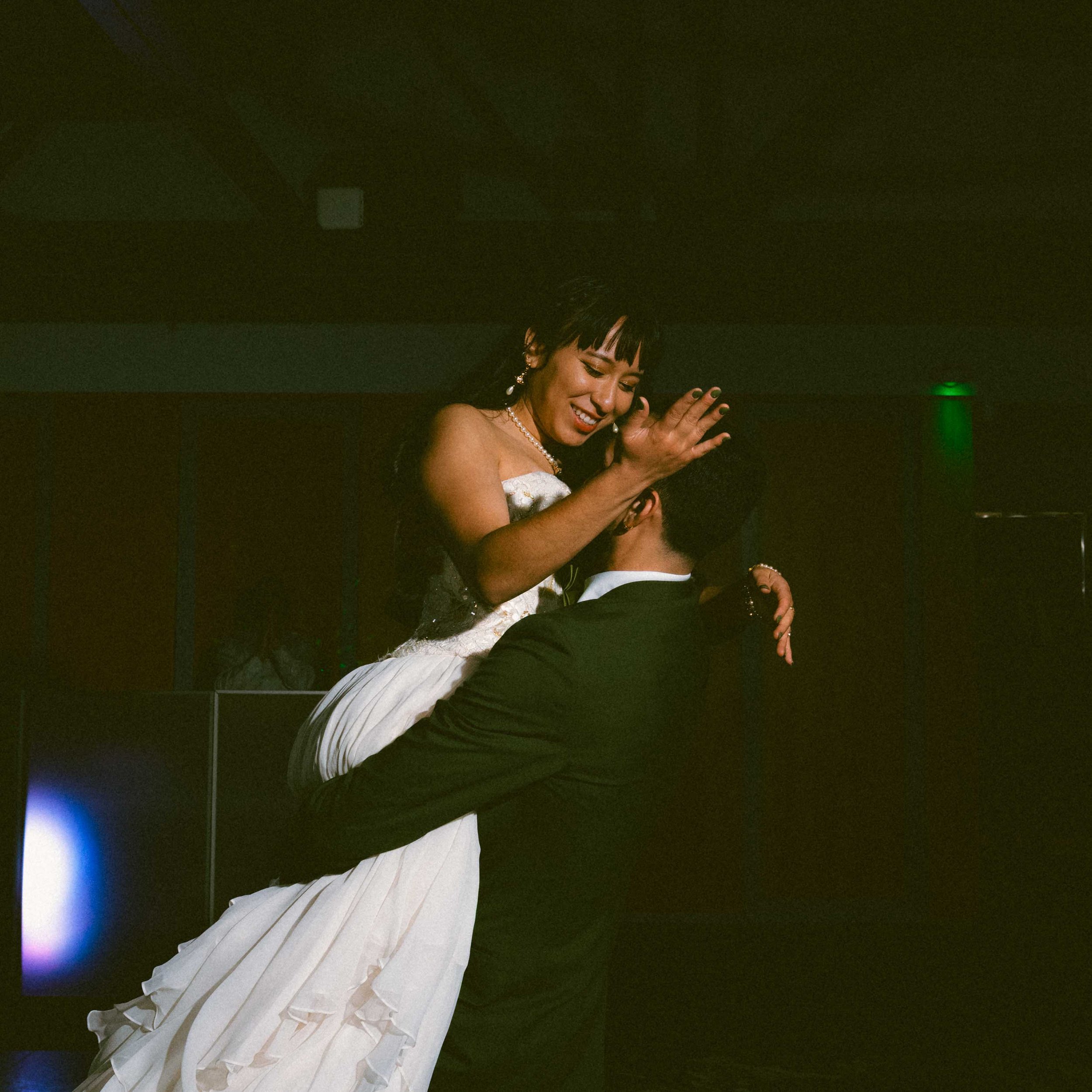 acqua-catering-events-wedding-first-dance-5.jpg