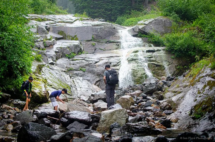 Hiking and Splashing at Denny Creek