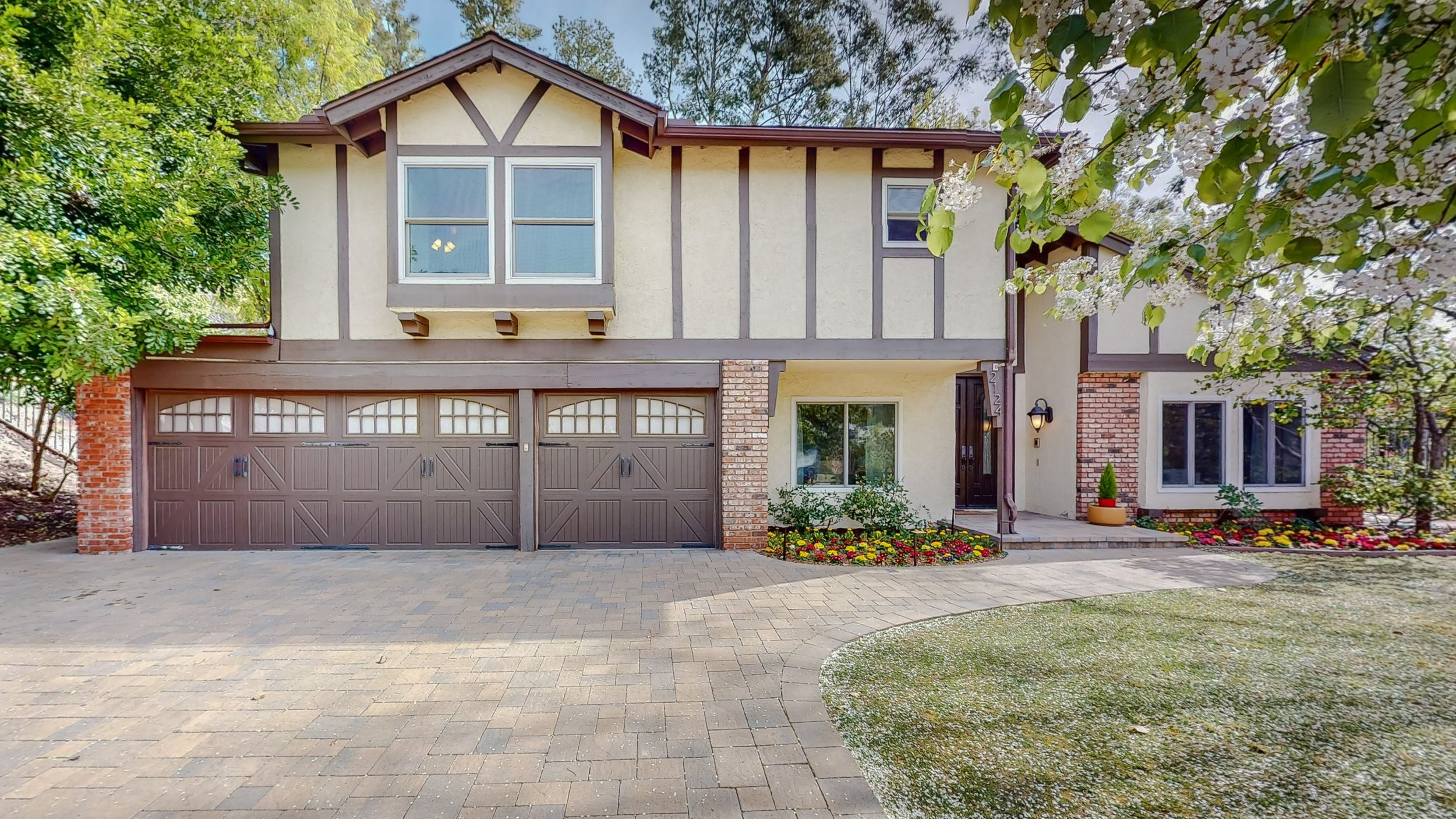 2124 Lenore Dr_LA360VR-4.jpg