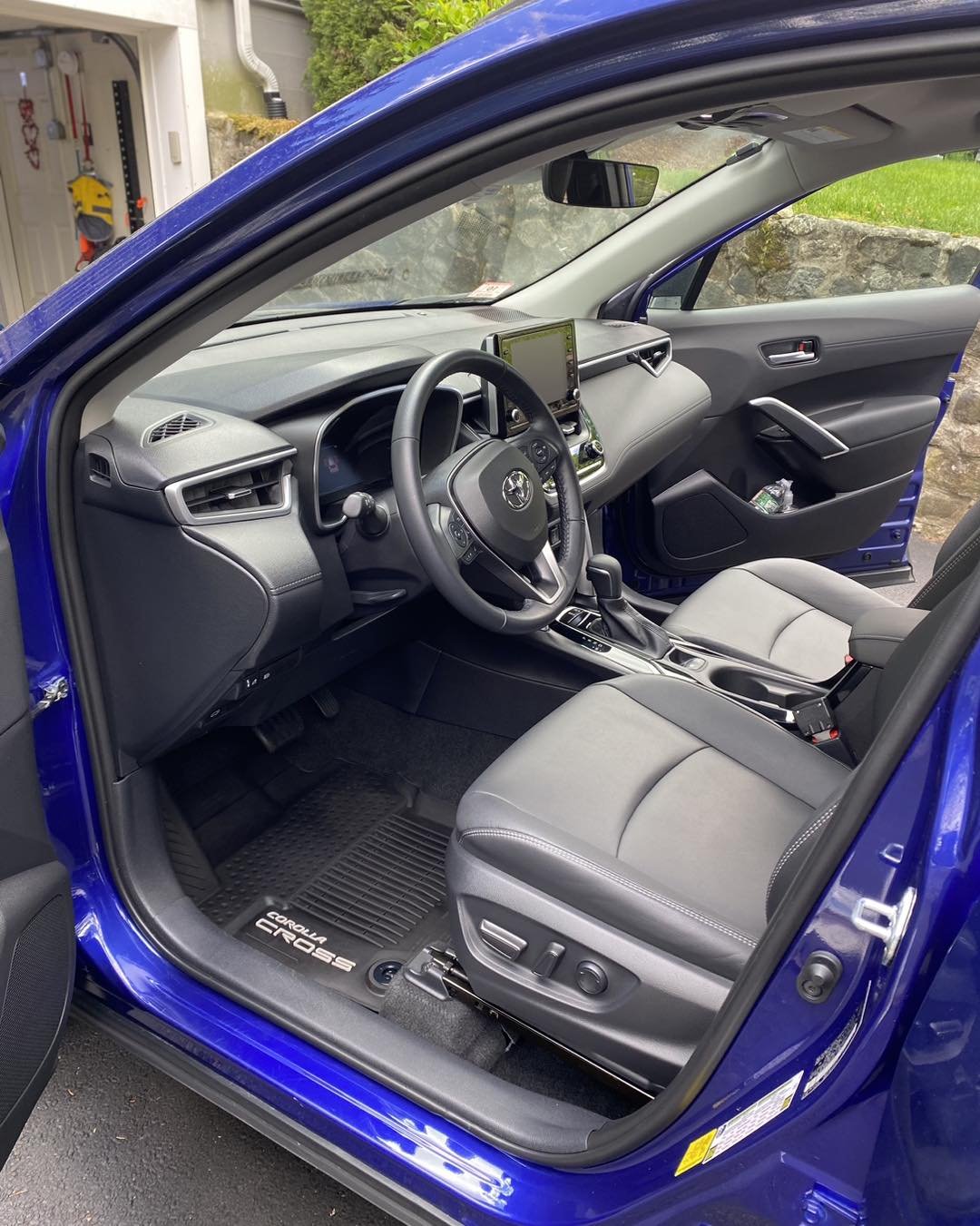 Toyota Corolla Cross got an interior detail 

&bull;
&bull;
&bull;

📍Mobile Detailing serving Boston Metrowest

📱Online Booking Available/DM or contact 508-244-8087

🏆5 Star Rating
🏆Fully Mobile 
🏆Professional Detailing 

#detailing #detailingwo