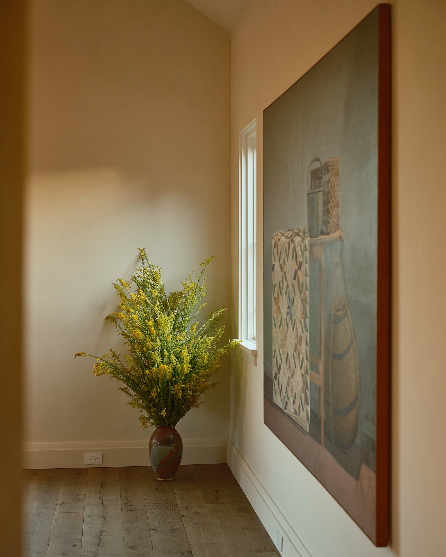 White oak, wildflowers, vintage textiles, and a spring-inspired pool — a few favorite glimpses from our preview evening at Hideaway Round Top. 2026 bookings open soon; join the newsletter in bio for early access!