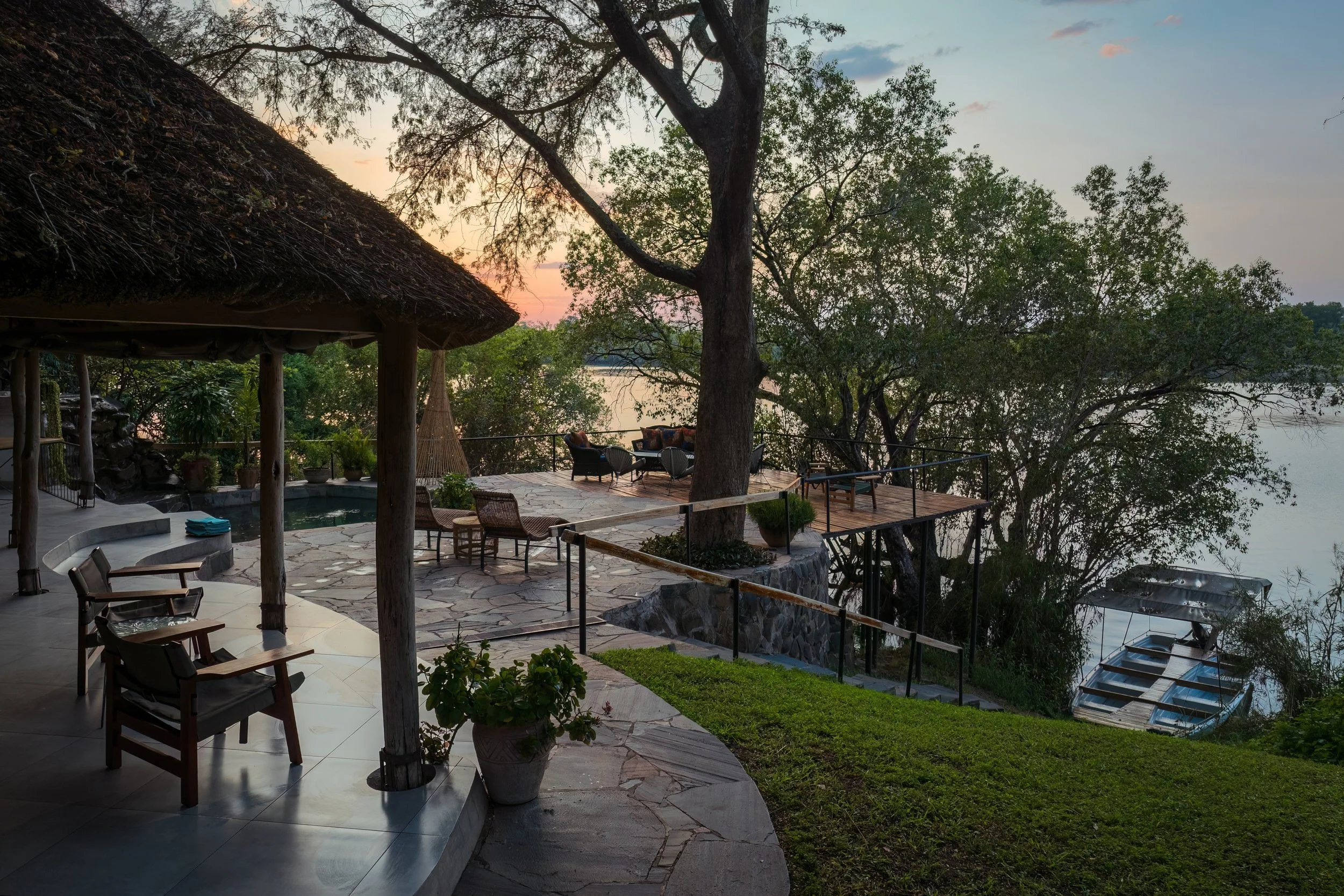 Chundukwa Restaurant & Pool (4).JPG