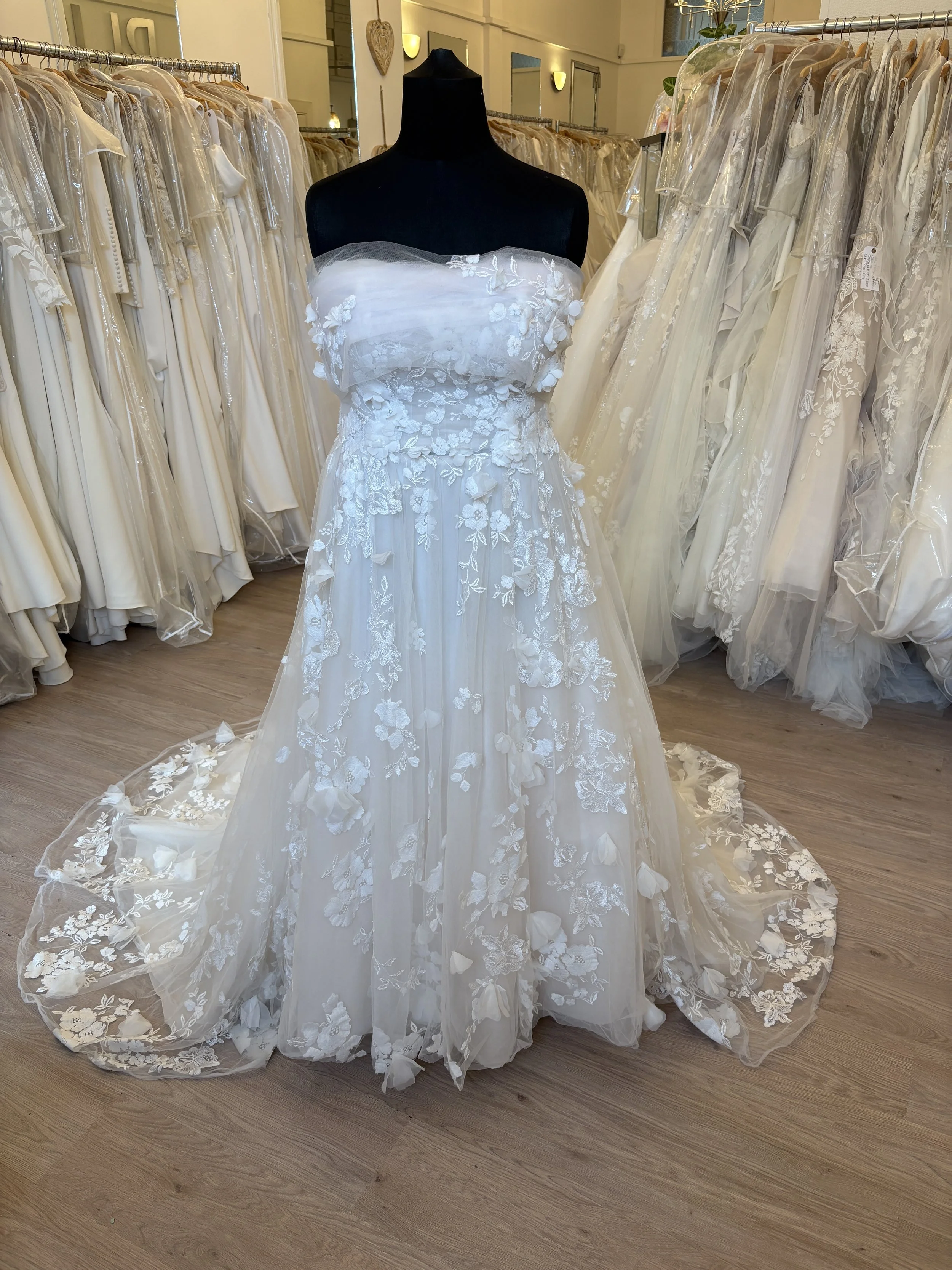 Maggie Sottero "Laila" Size 18