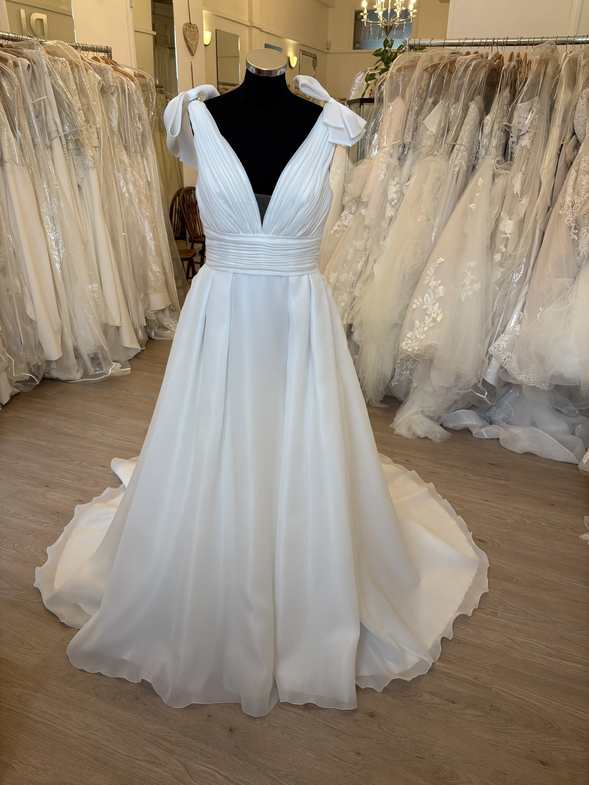 Alberto Palatchi "Nia" NEW SAMPLE Size 14