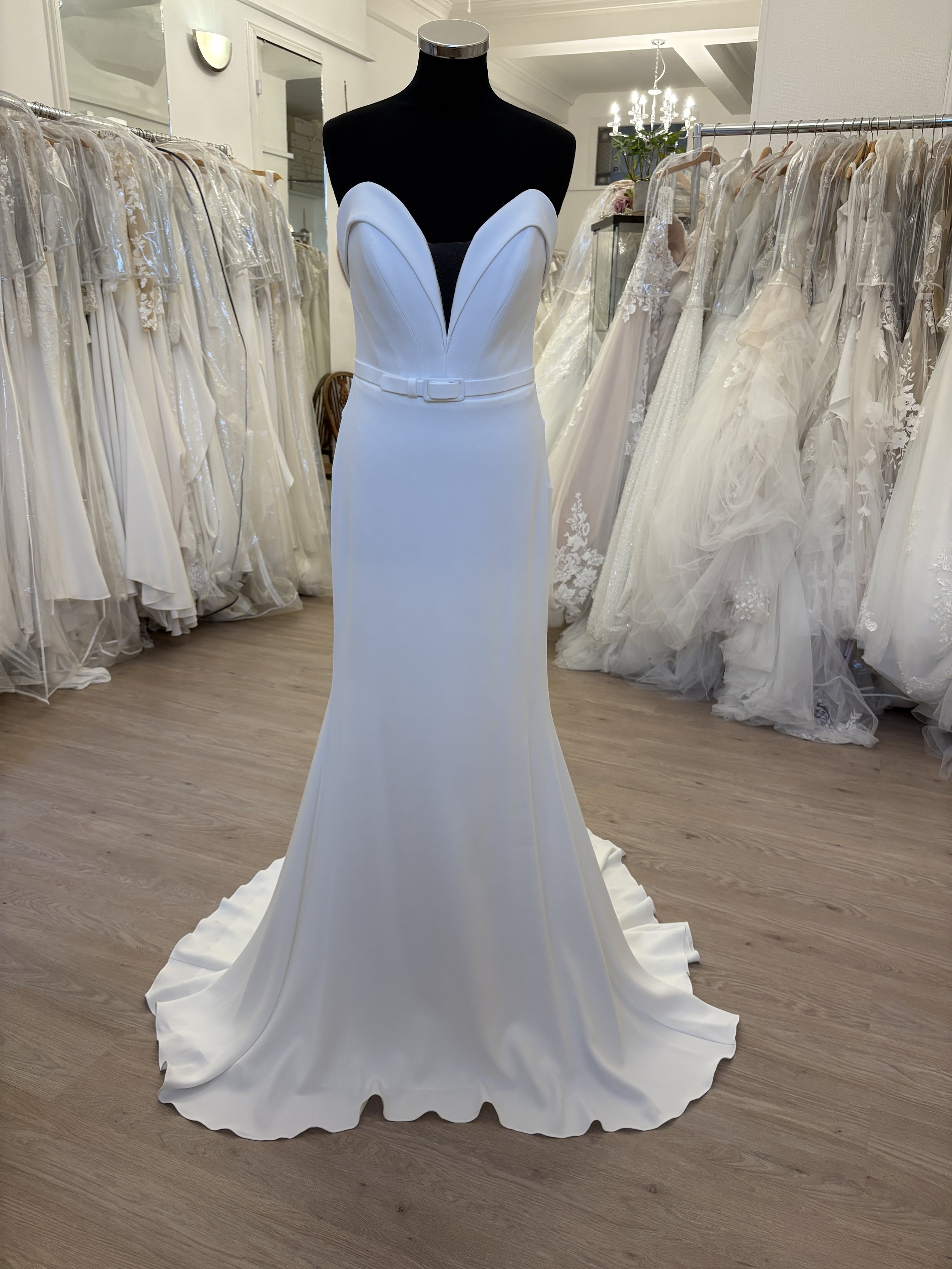 Suzanne Neville "Corinthia" and Bolero NEW SAMPLE Size 12