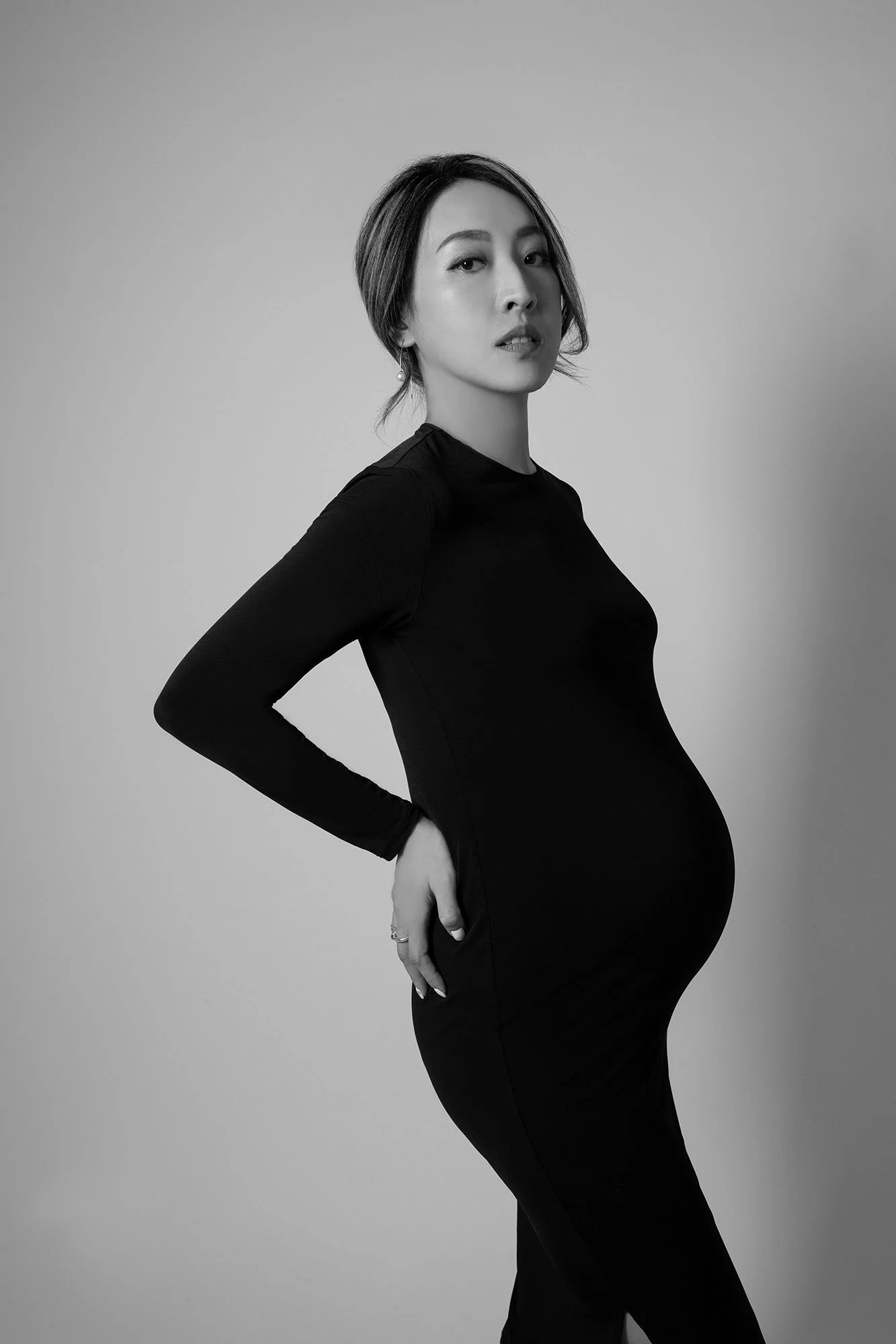 Maternity-Studio-Photoshoot-TeamMissH-18.jpeg