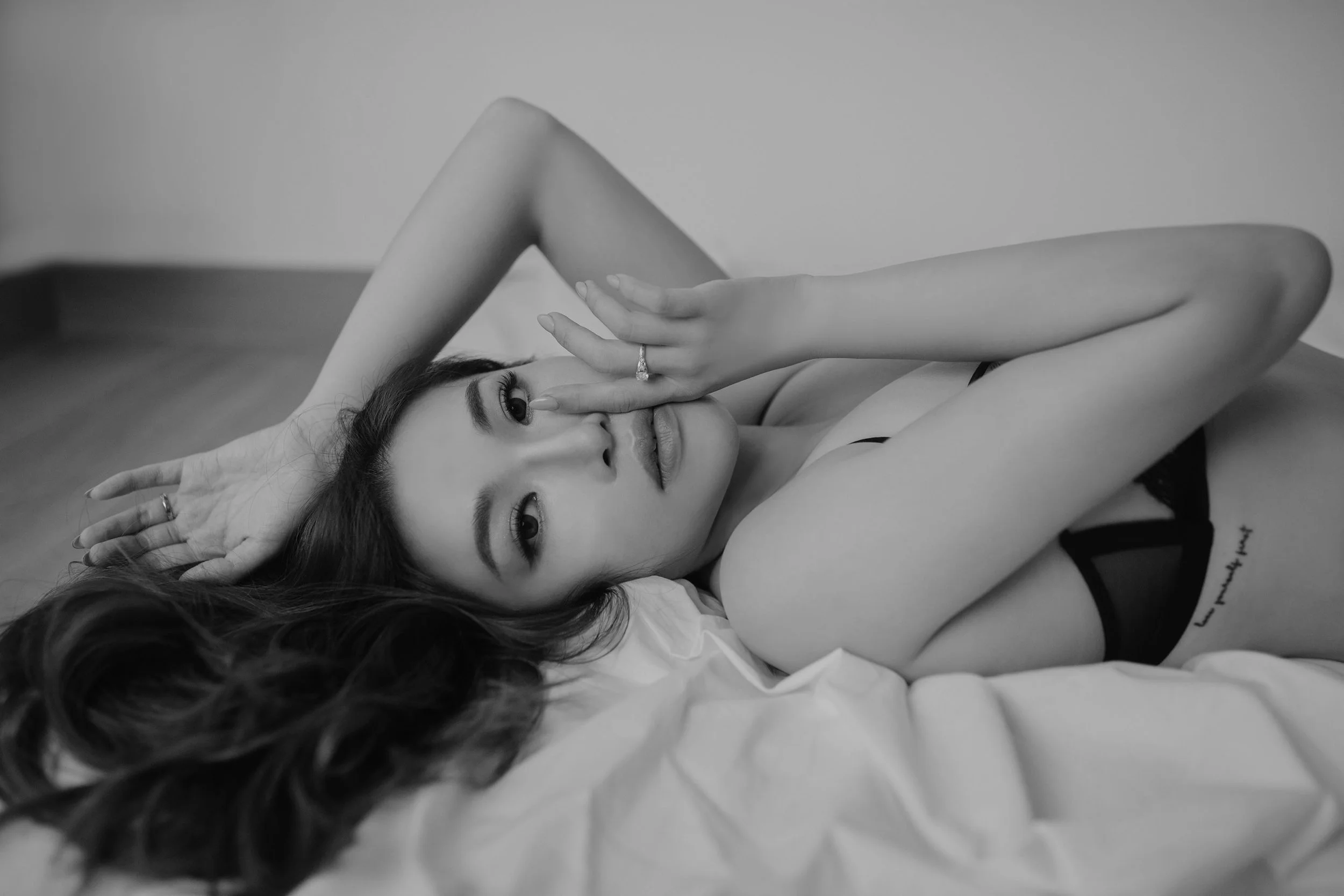 Boudoir-Photoshoot-TeamMissH-23.jpeg