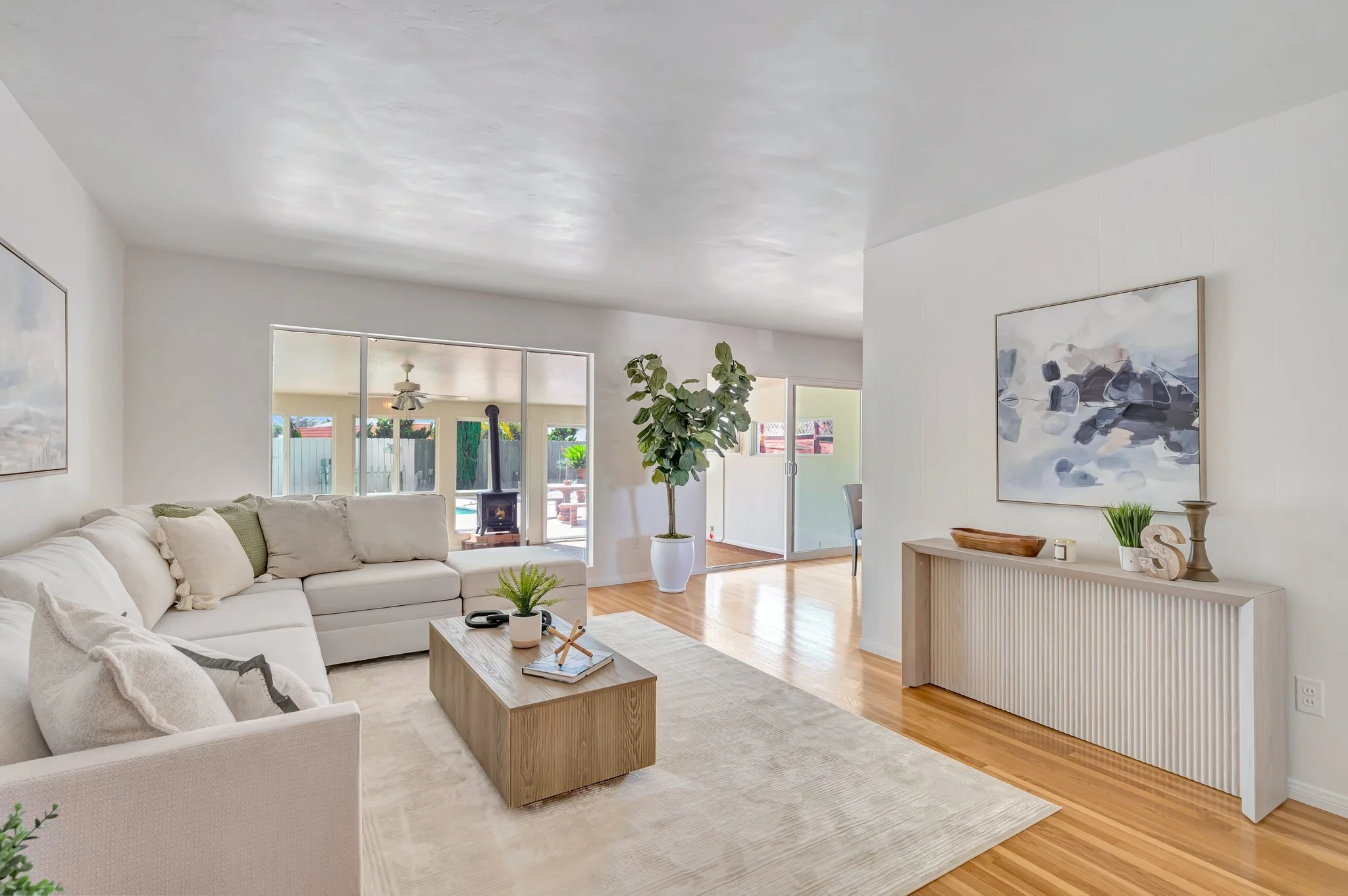 5-web-or-mls-616 Oakwood Way -24.jpg