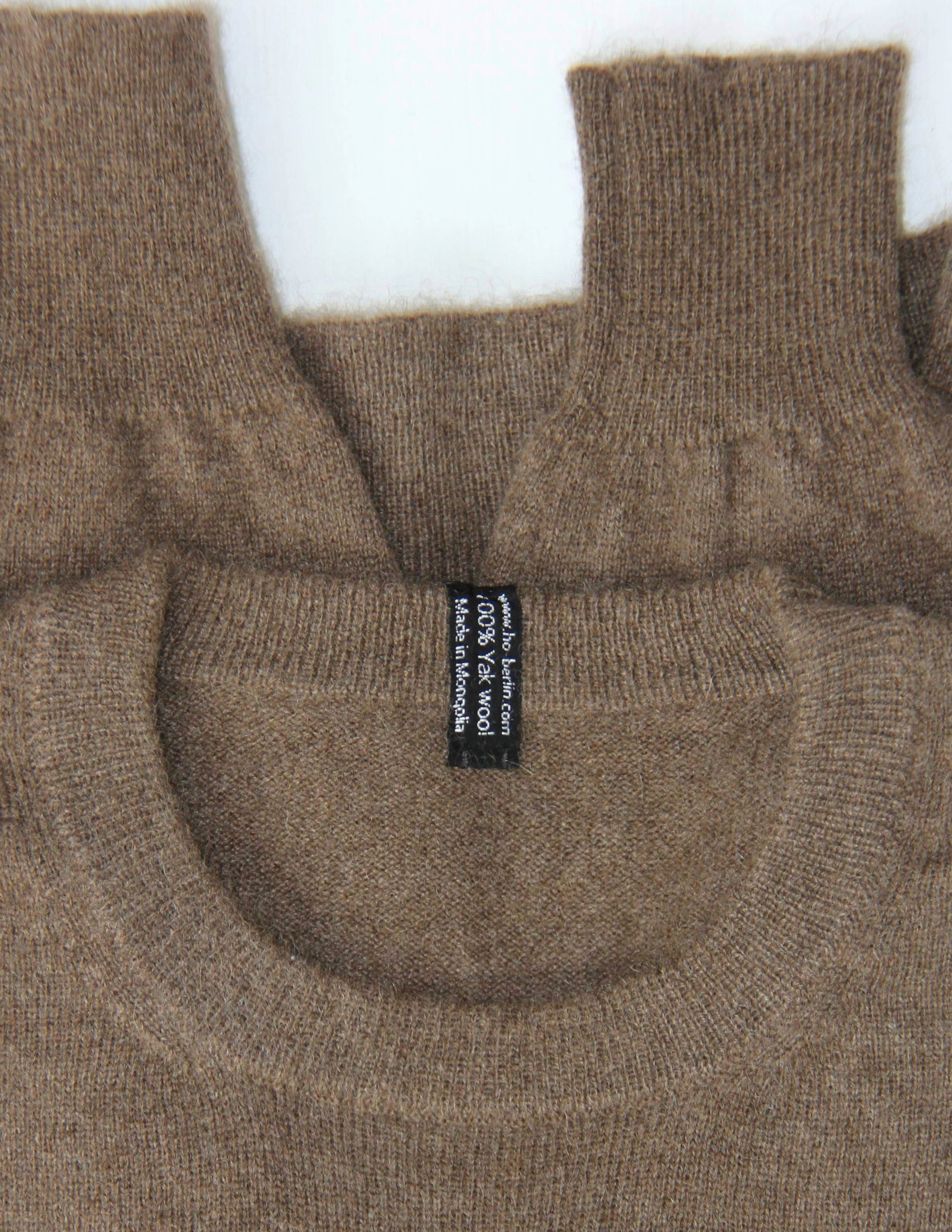 HO Berlin hand of origin pure yak wool pullover crewneck