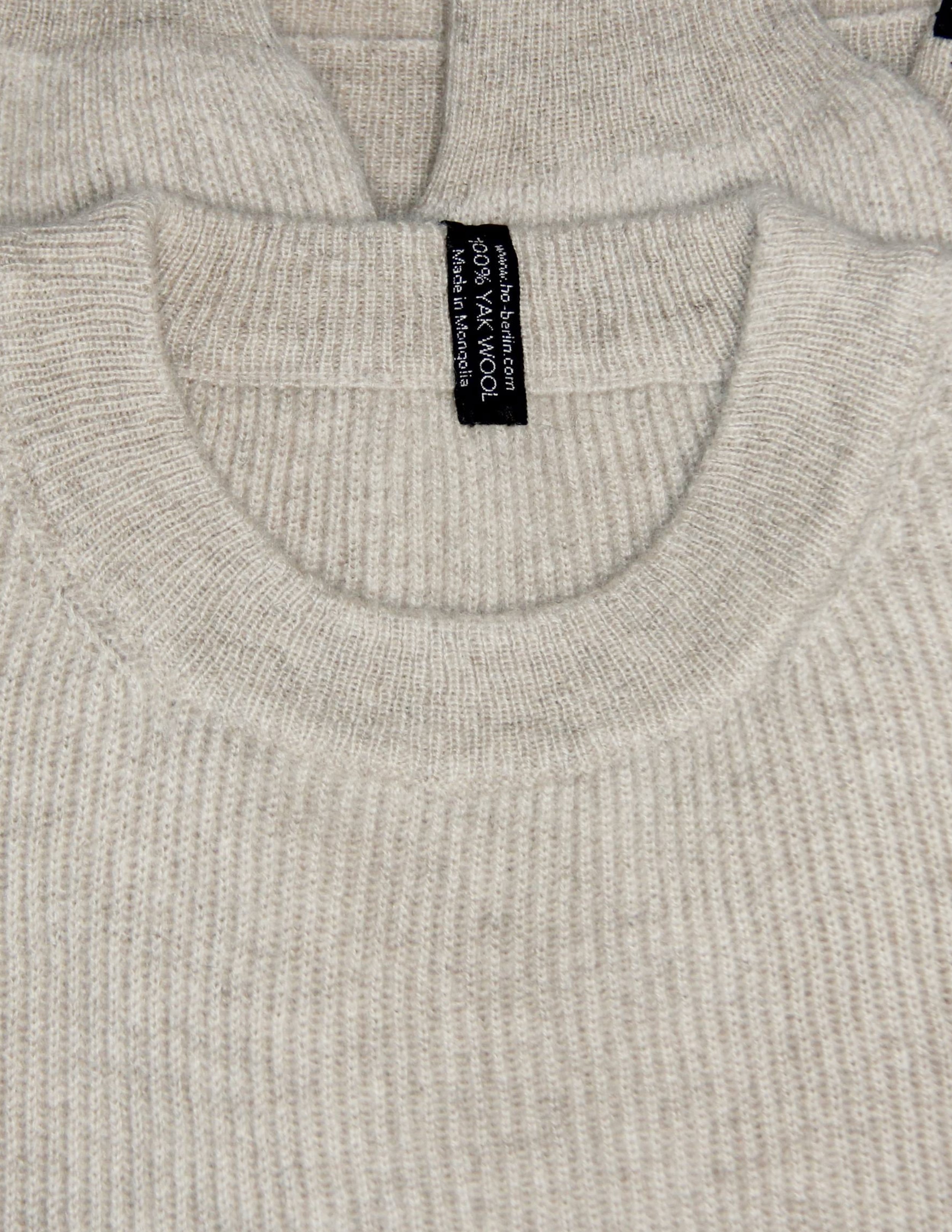 HOBerlin Hand of Origin Mongolian YakWool Boxy Pullover