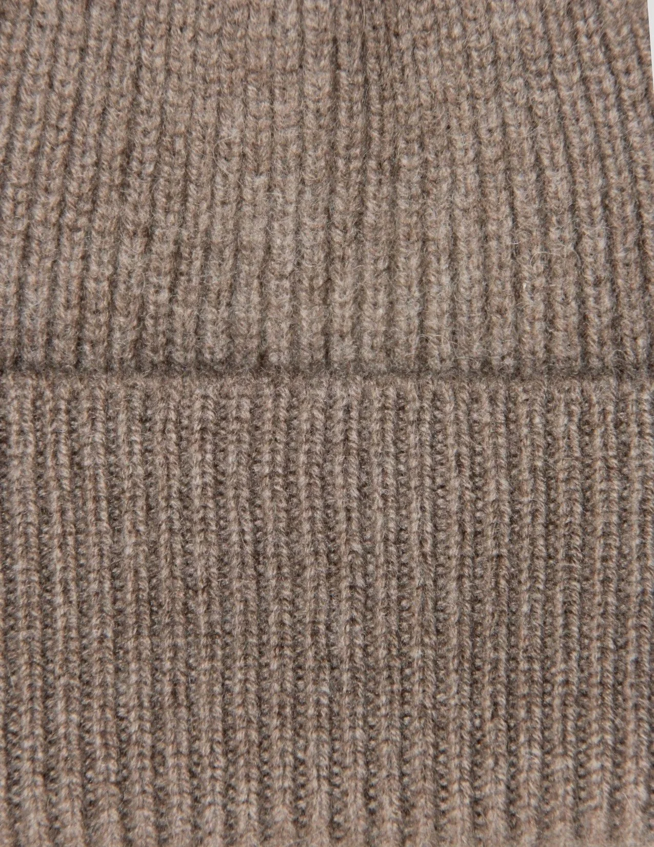 100% Mongolian yak wool beanie, heavy 4-ply rib knit, hand of origin berlin.