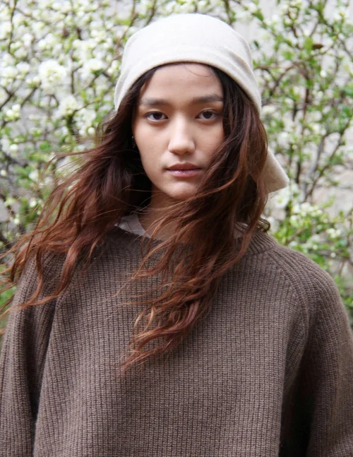 100% Mongolian Yak wool triangle Scarf – Natural yak white | Hand