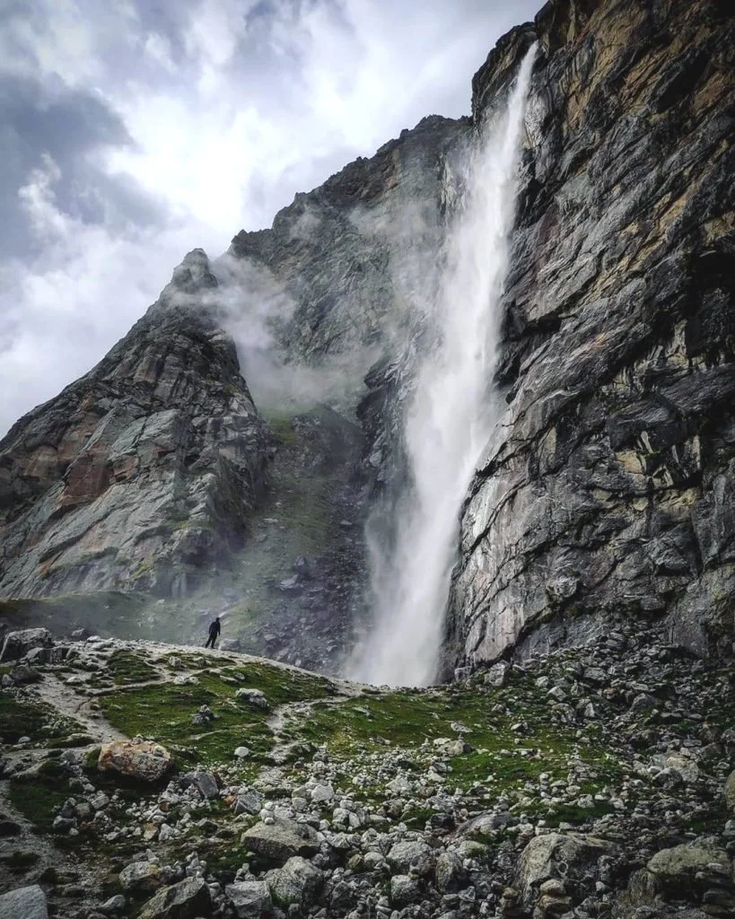 Vasudhara Falls