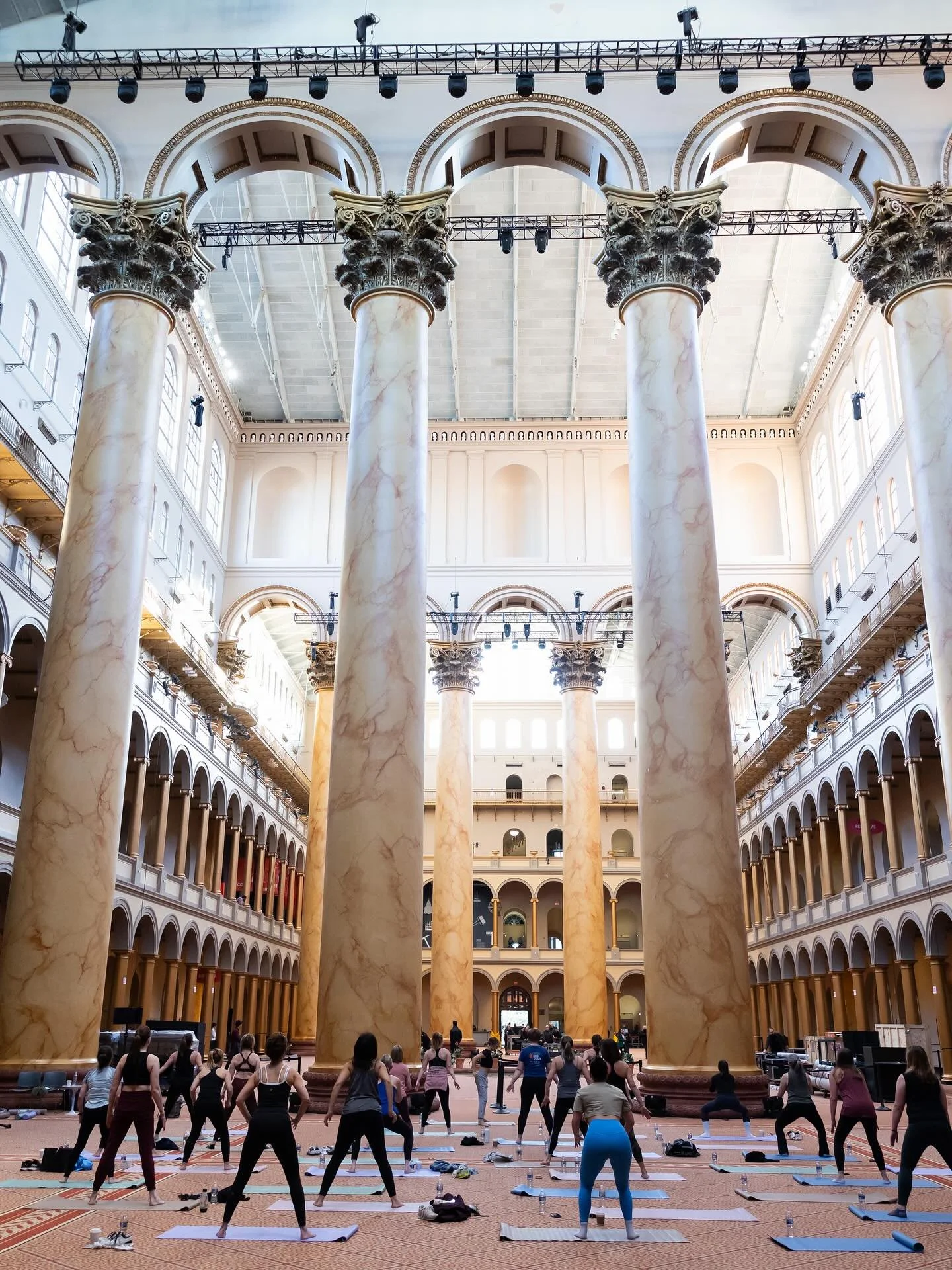 The interview location I didn&rsquo;t see coming when I launched @acertainagepod five years ago!!

What a delight to sit down post workout with visionary fitness founder @sadielincoln of @barre3 in the stunning @nationalbuildingmuseum for a conversat