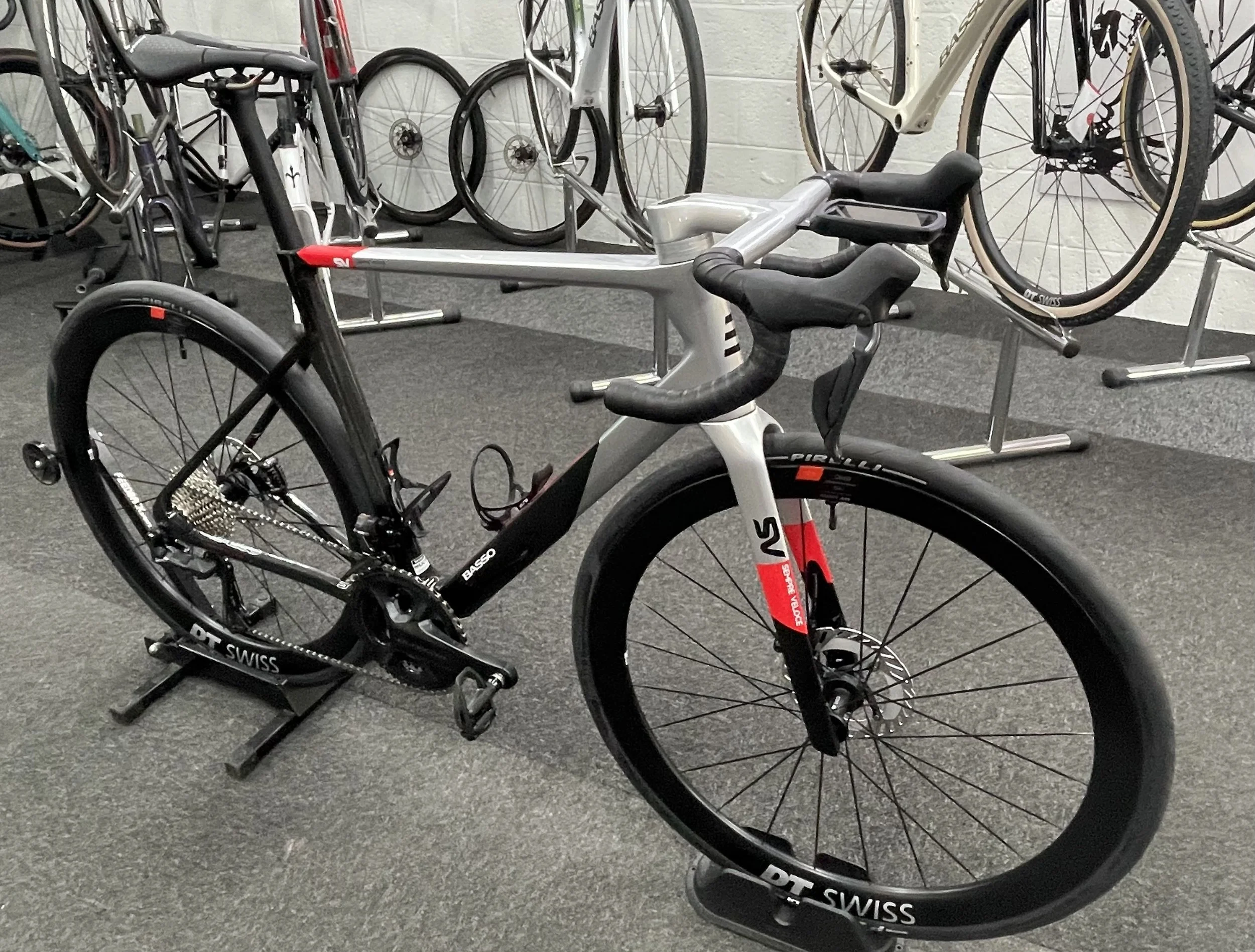 Basso SV Rosso Vivo Custom Build