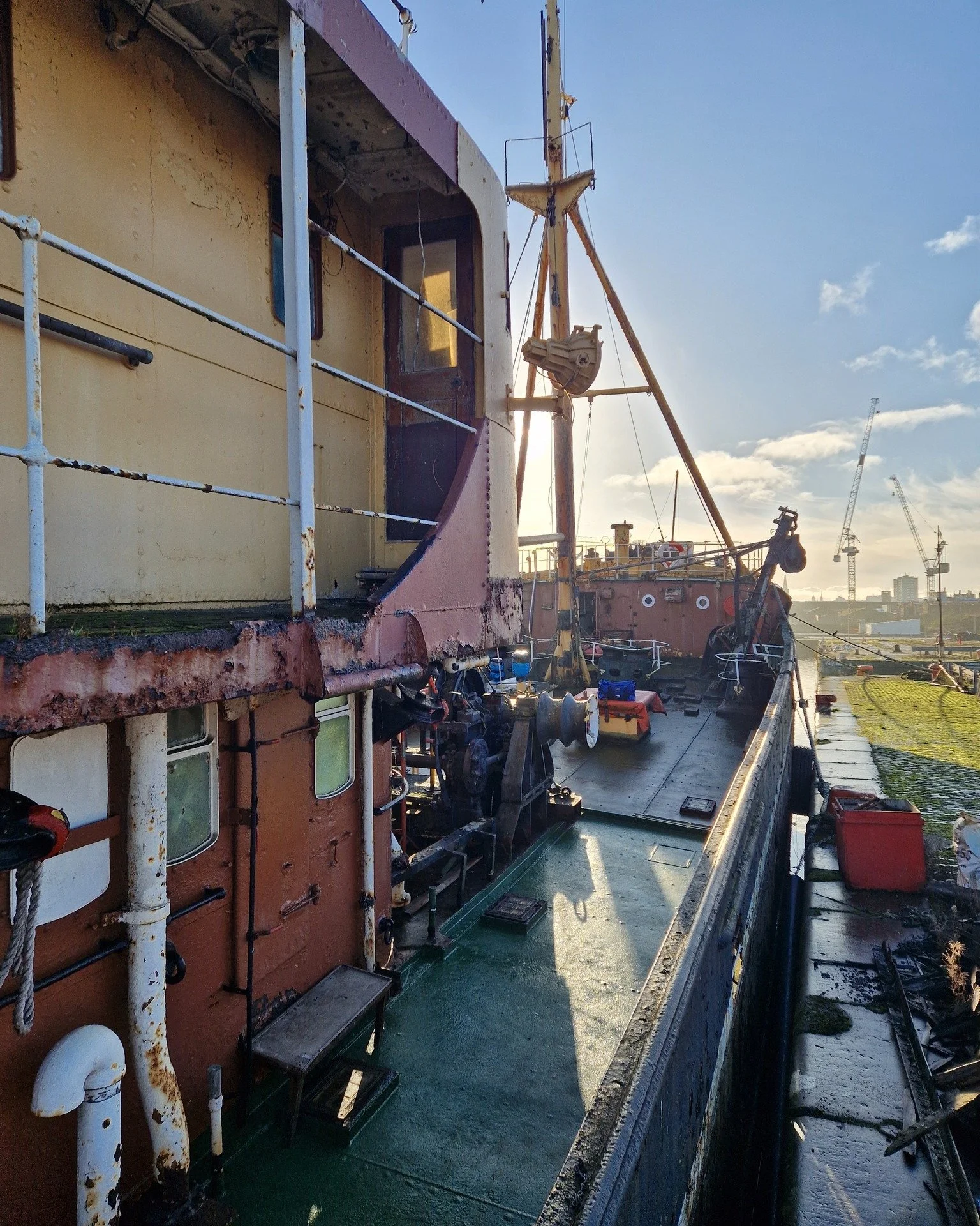 Restoring the Starboard Waist Deck0.jpg
