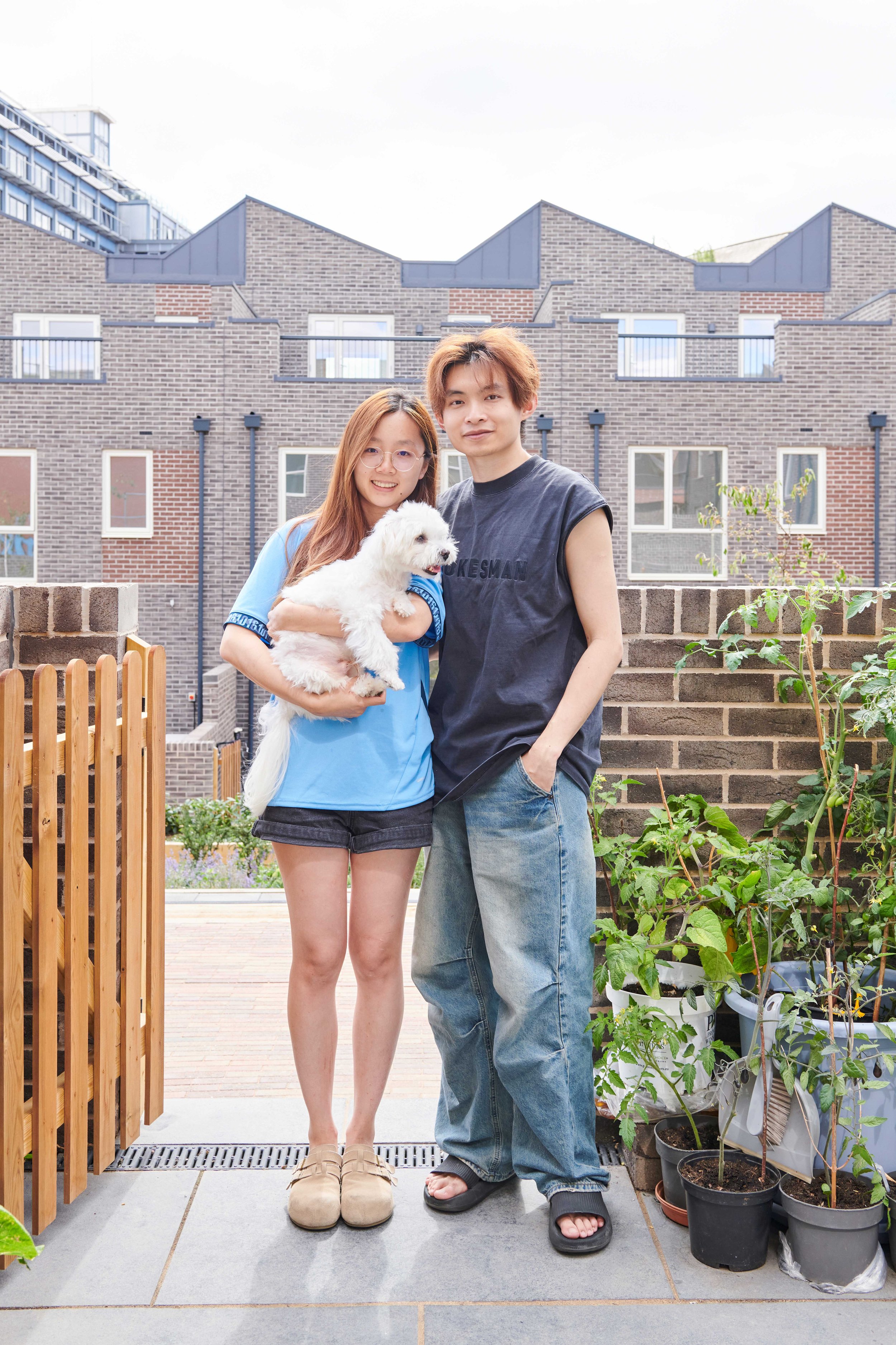 Meet the Residents: Jingzhi &amp; Li