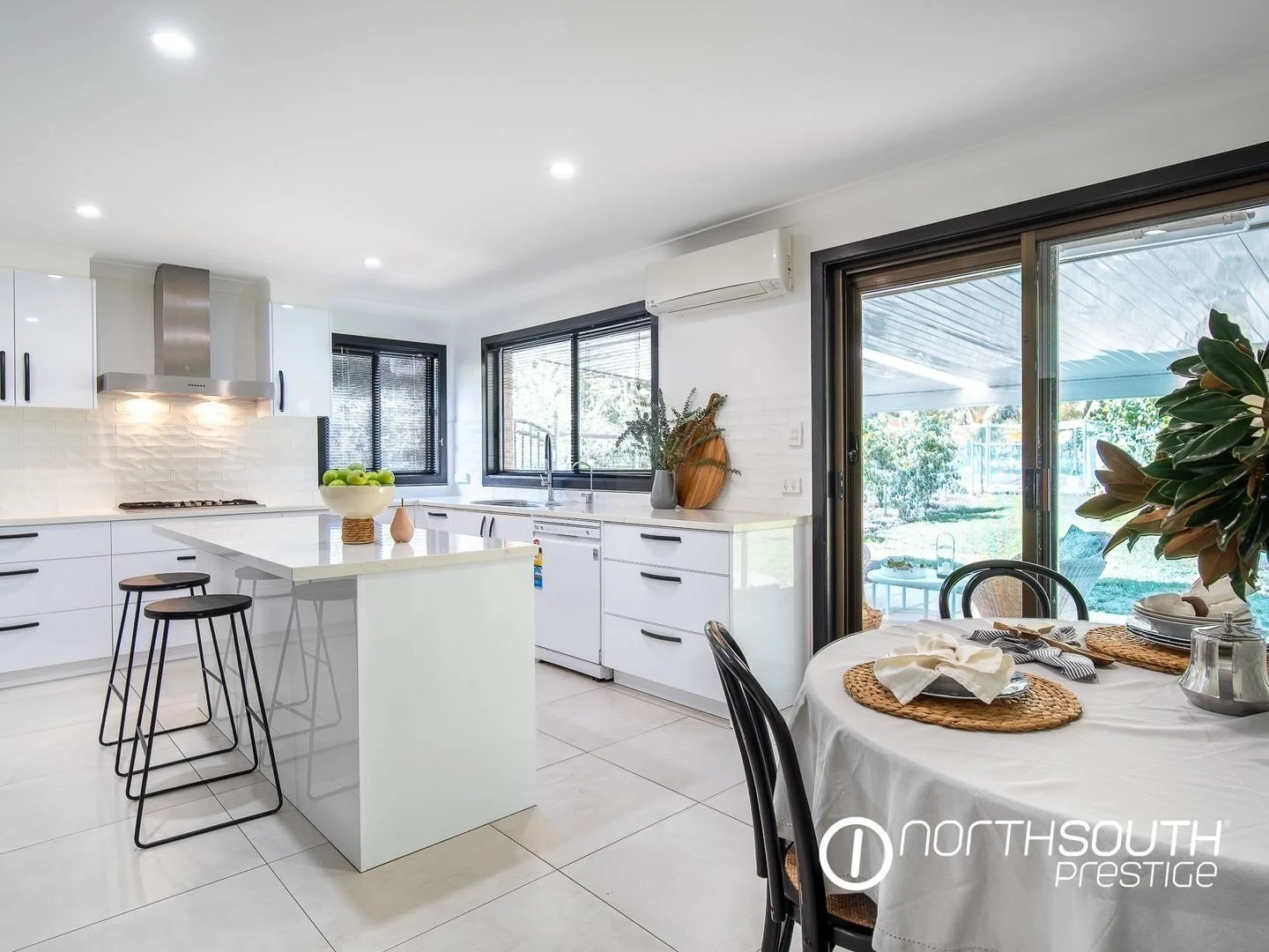 Kitchen island with bar seating at properties for sale northern nsw nobbys creek 100 acres.