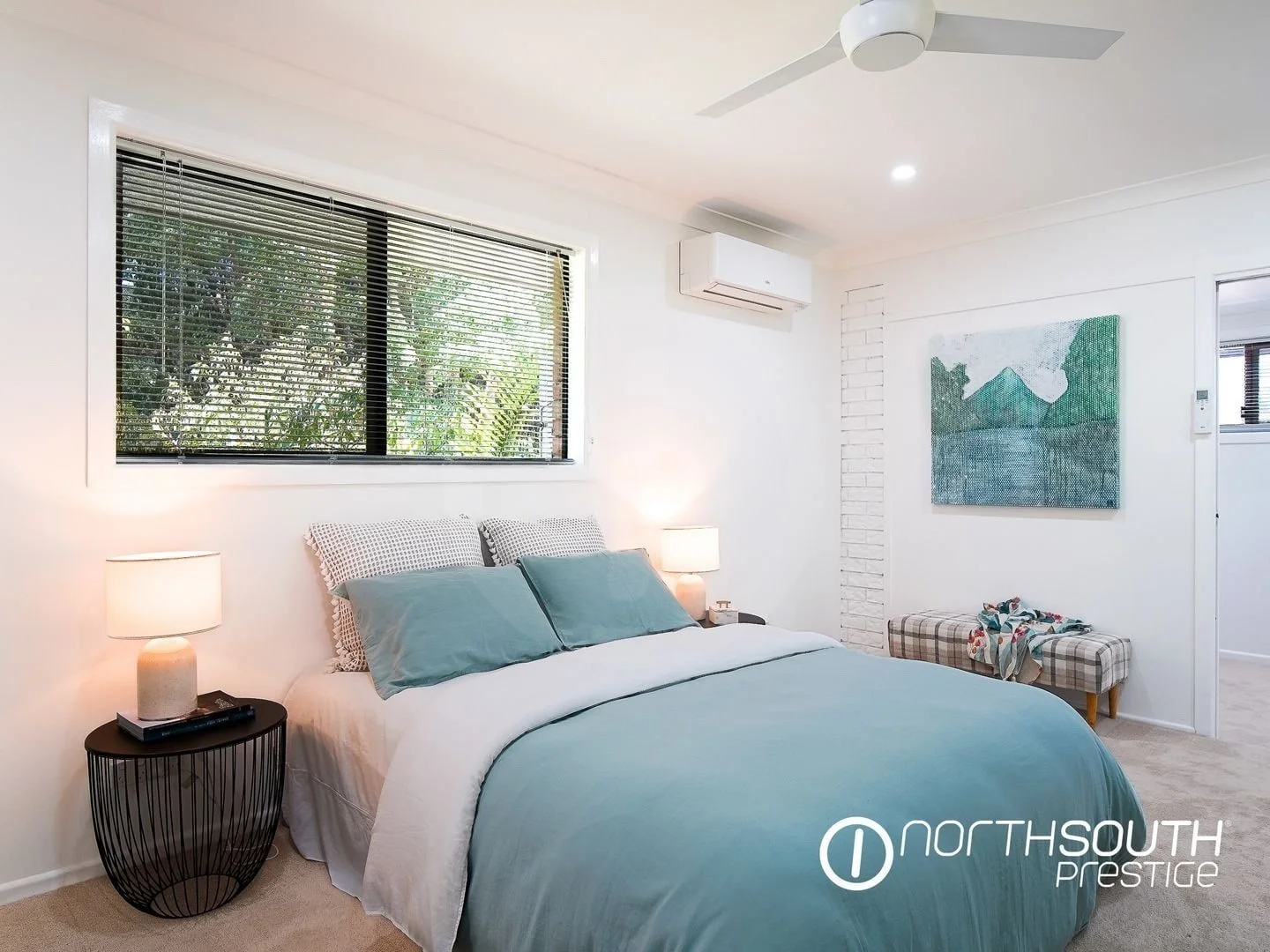 Master bedroom at properties for sale northern nsw nobbys creek 100 acres.
