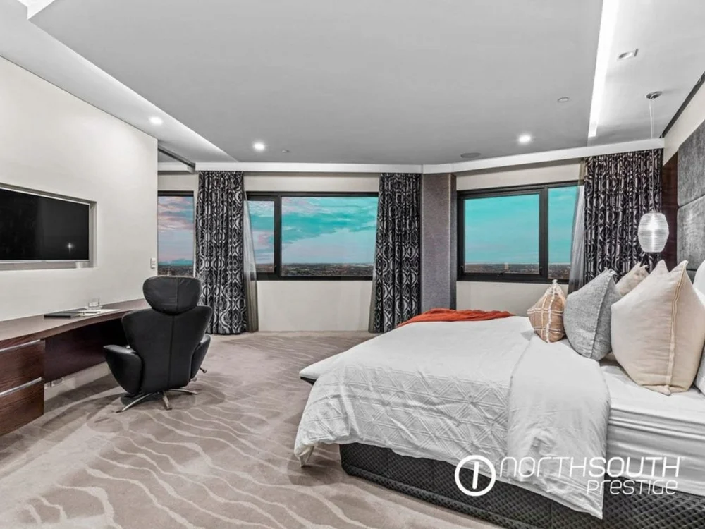 Master bedroom at properties for sale Brisbane riparian plaza apartment 4202.