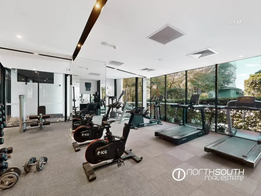 The residents' gymnasium at Waterpoint Residences