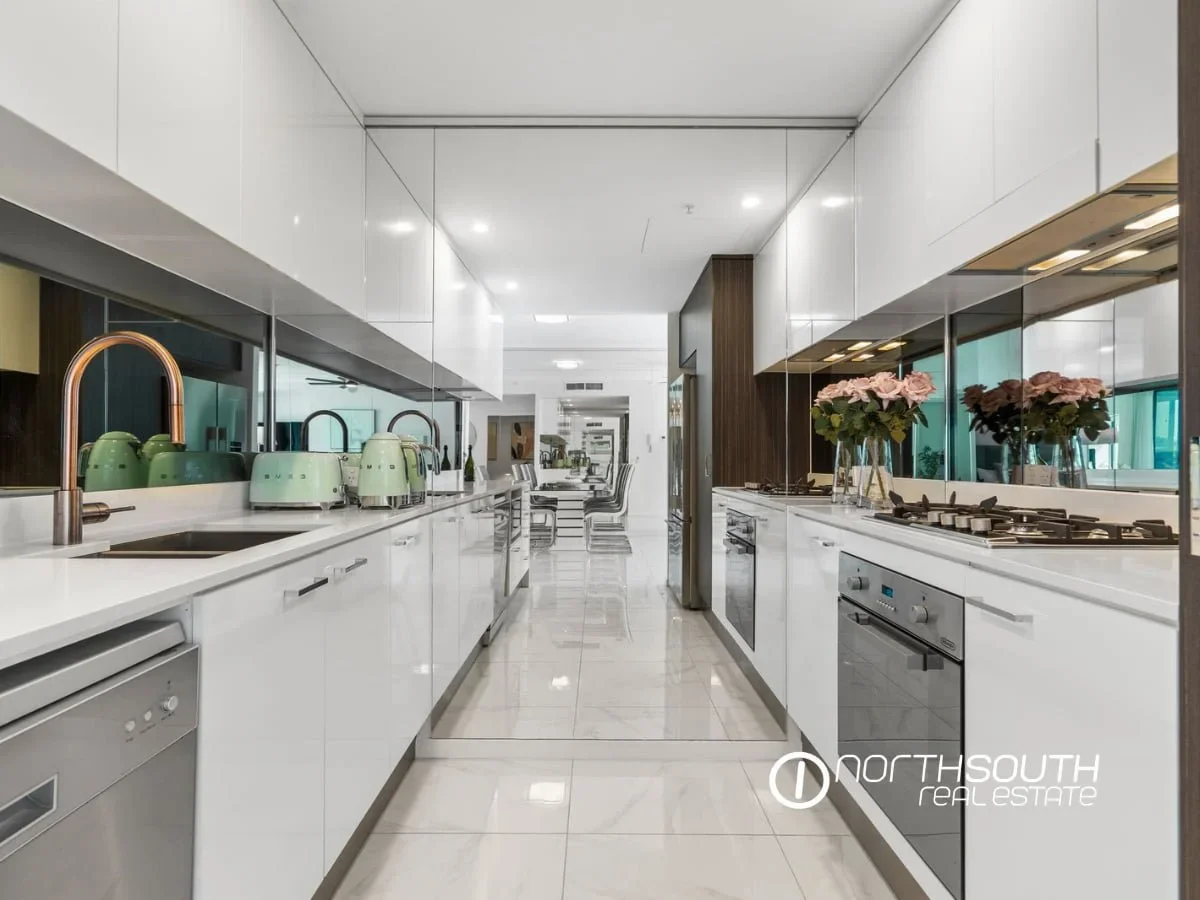 3303-kitchen.webp