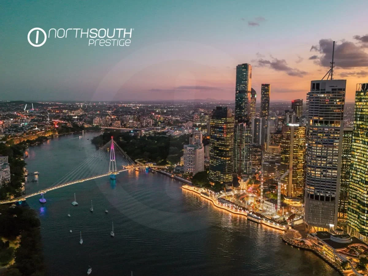 Kangaroo Point bridge and city sunset views – Brisbane properties for sale Riparian Plaza apartment 4903 
