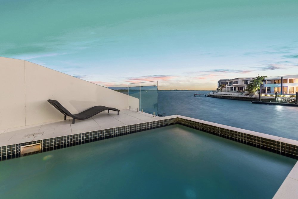 Luxury waterfront home in Sovereign Islands, Gold Coast real estate