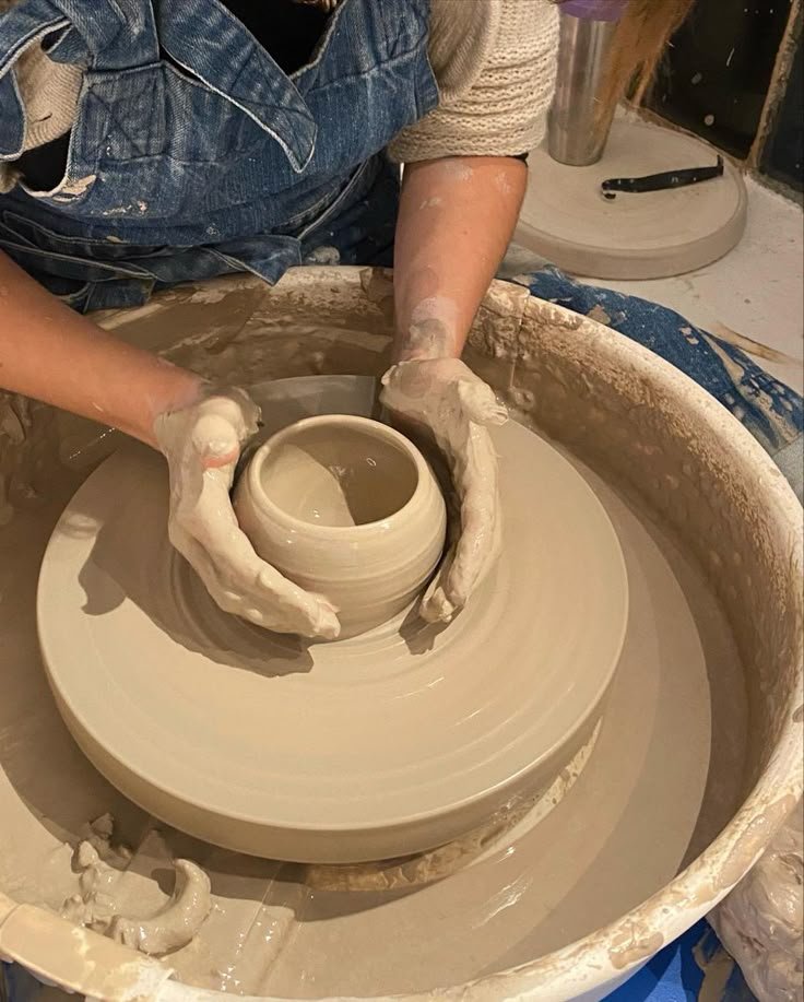 Beginners Pottery Making: Kids Morning