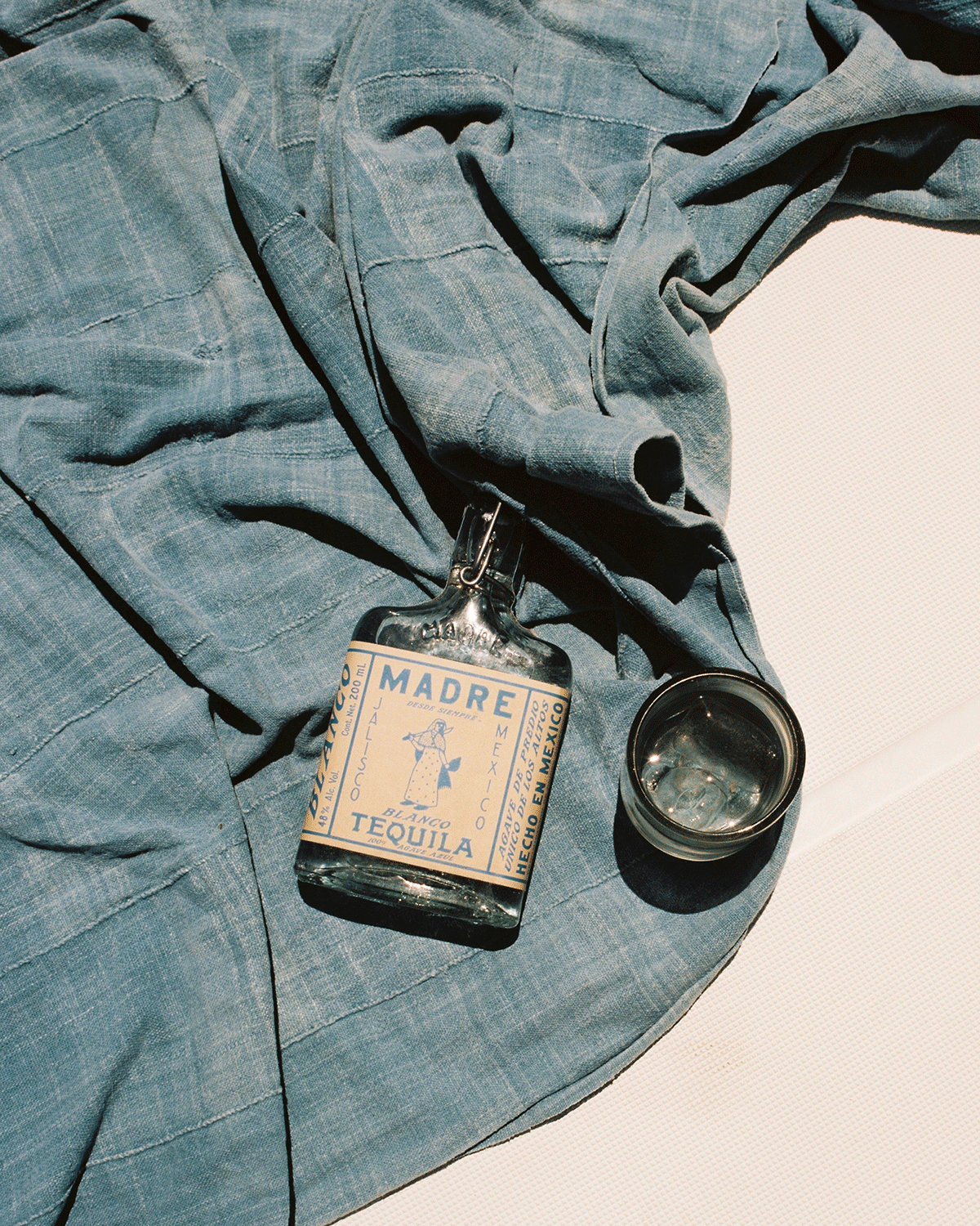 2025_MADRE-MEZCAL_TEQUILA-CAMPAIGN_CARLY-FOULKES_PRODUCT-HERO_022.png