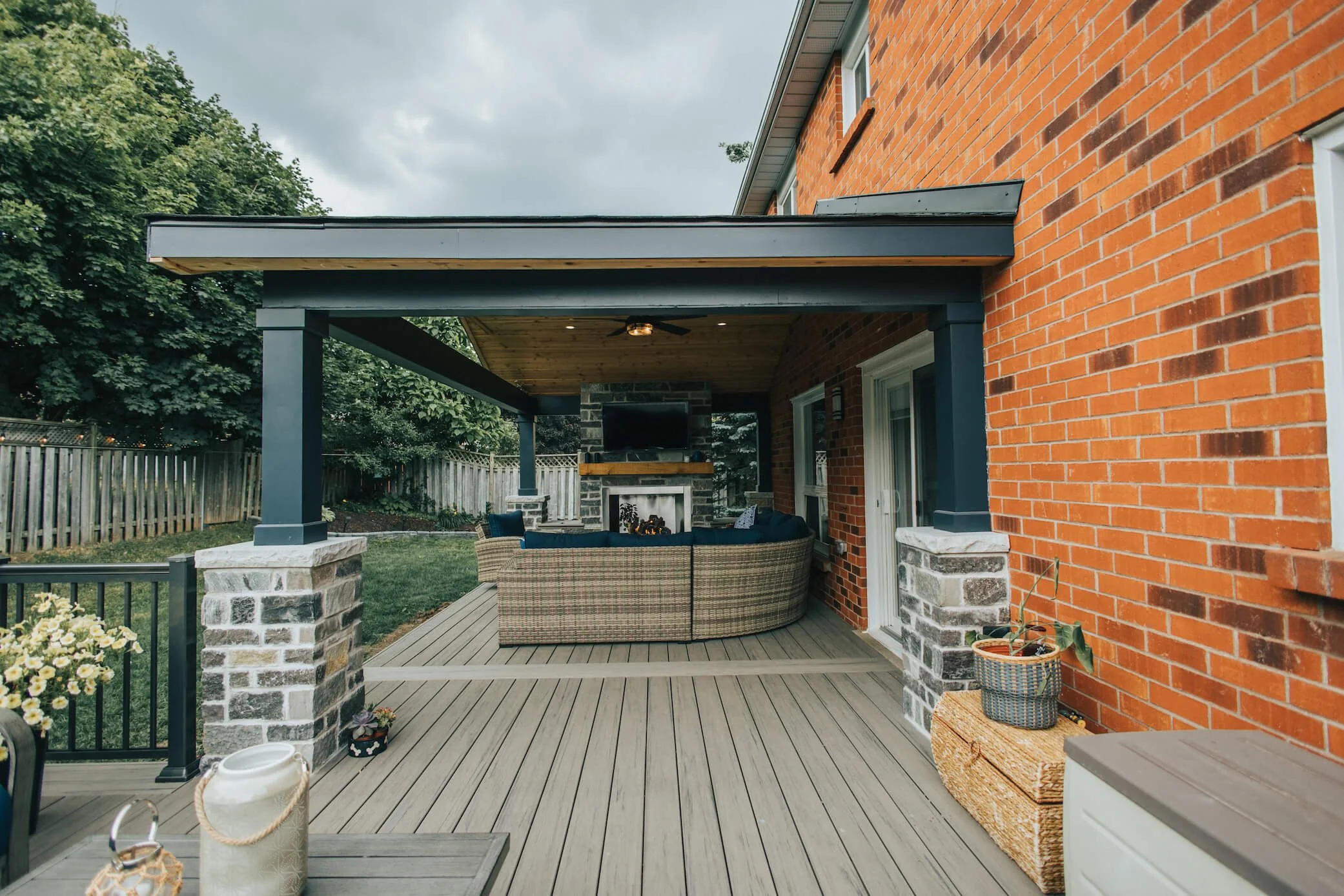 Stone.Fireplace.roof.structure.1.jpg