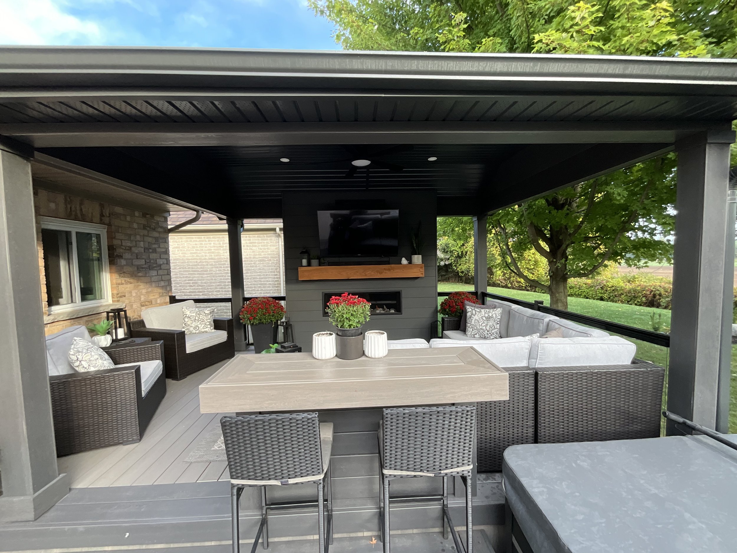 Outdoor Living in New Hamburg