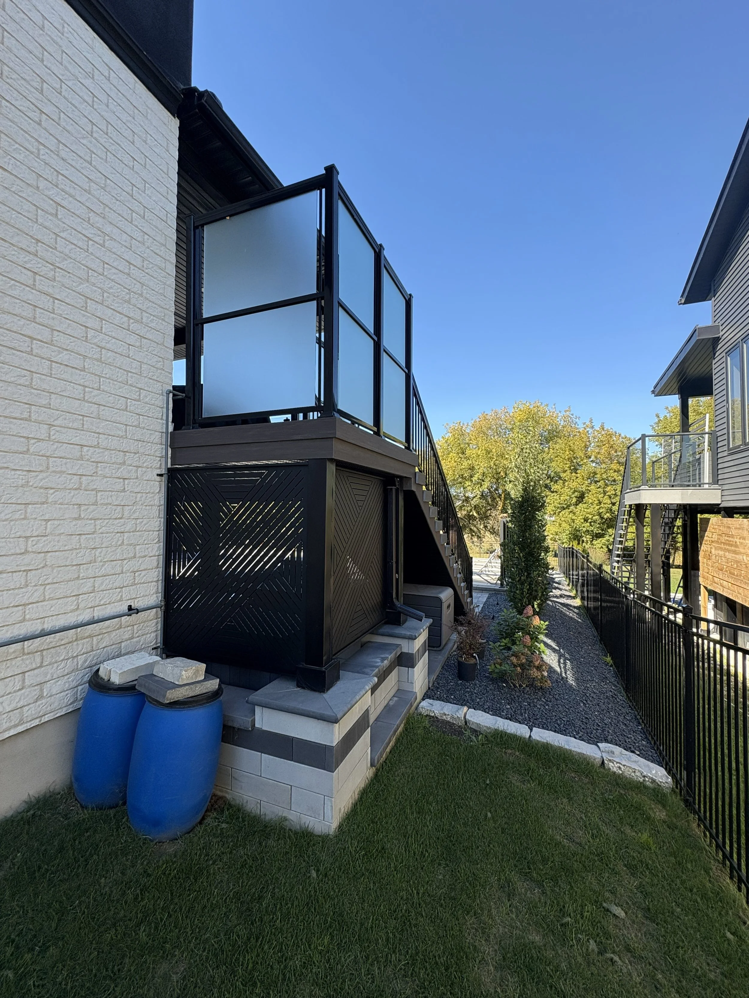 455 Keeso deck - 10.jpeg