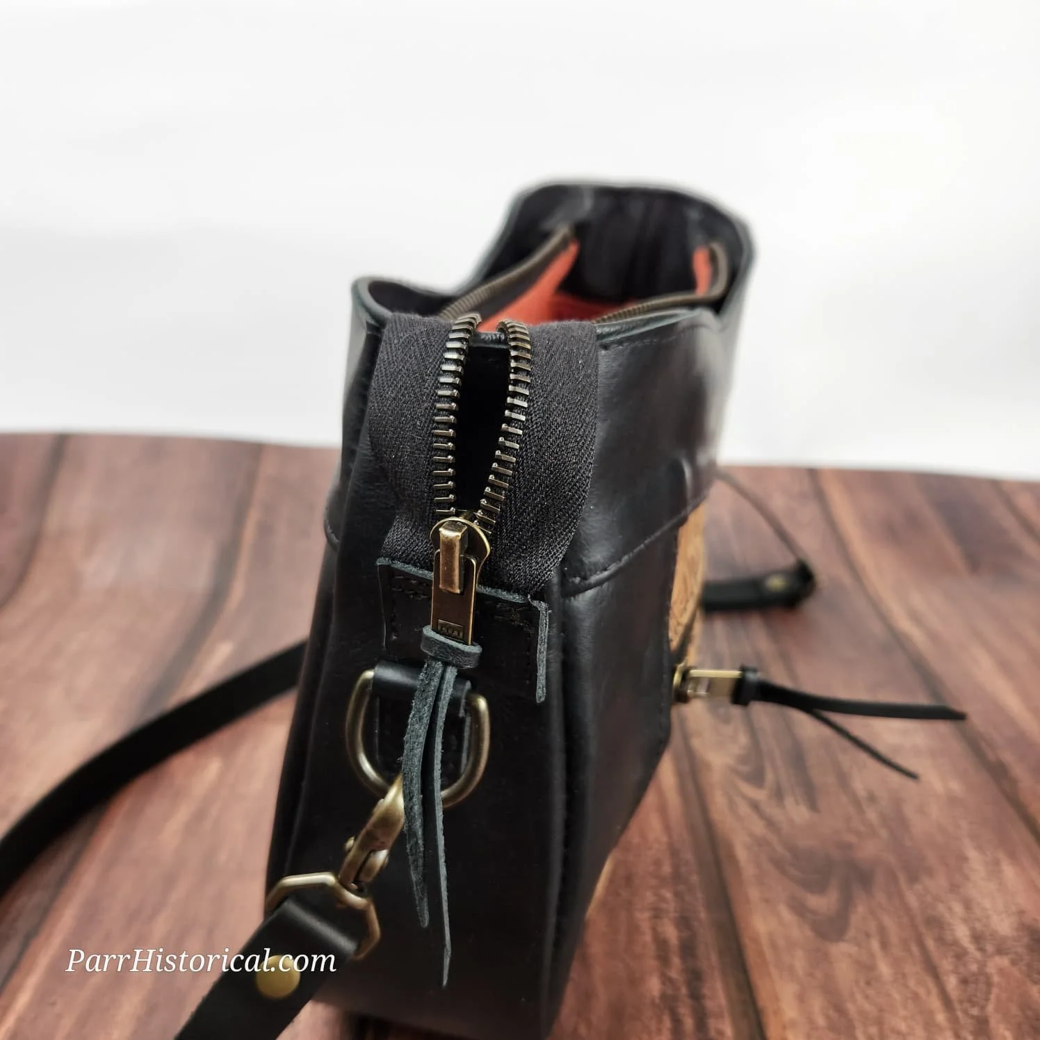Eva Leather X-Body Black-Brown Floral_End.jpg