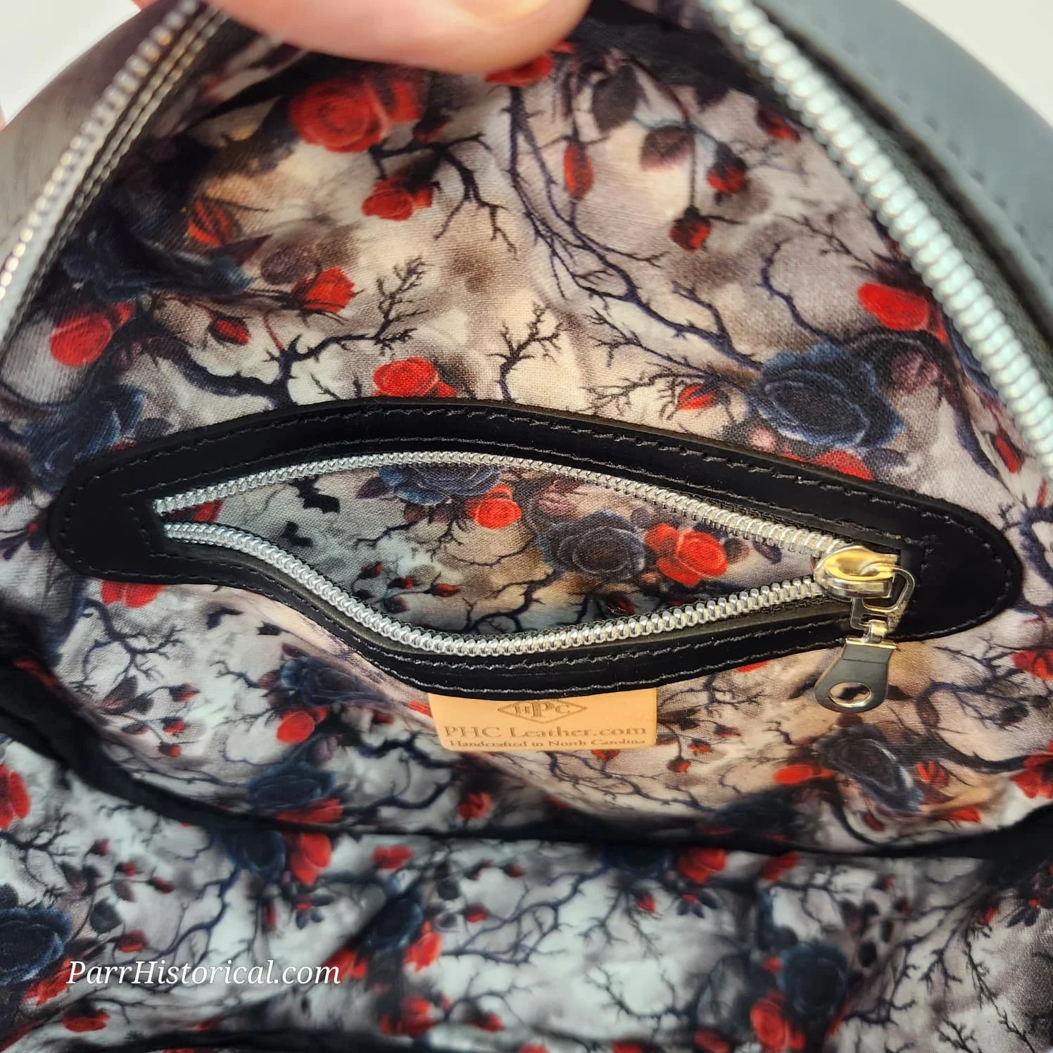 Spider Bag Inside 2 Zipper Open.jpeg