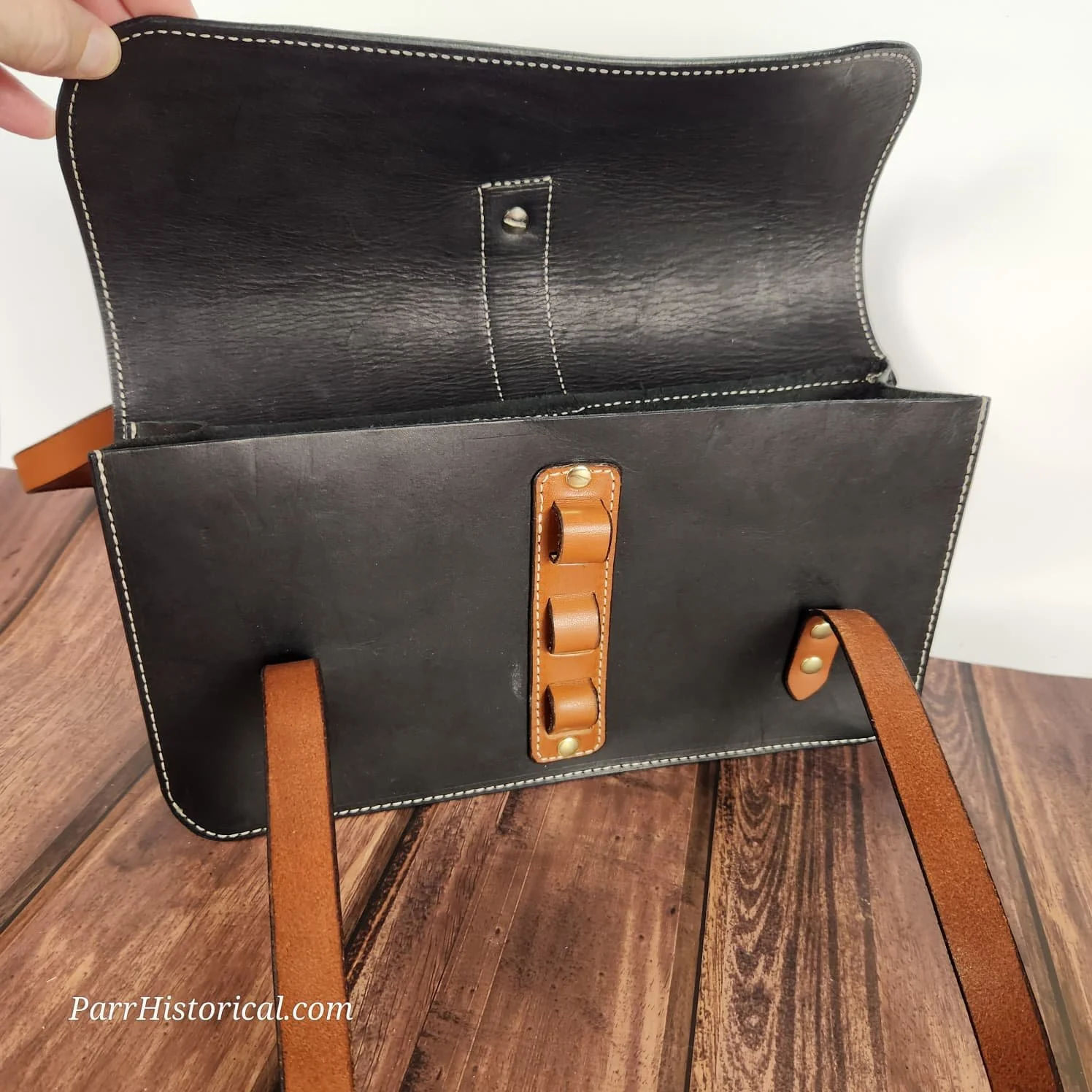 HP Bag Black Open 1.jpg