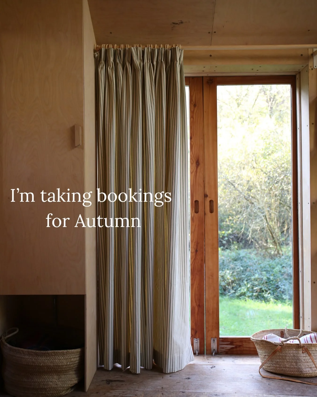 It&rsquo;s that time of year where it starts to get busy! I&rsquo;m now taking on Autumn bookings so please don&rsquo;t hesitate to get in touch if you&rsquo;d like a free consultation ~ we can discuss fabrics that will work well with the space, I al