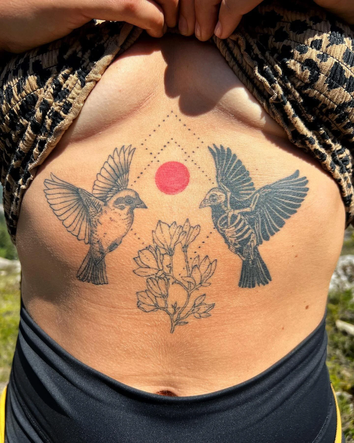 2 months healed tummy tatt on Cass! Swipe to see her fresh ✨
This is a great example of how tattoos can heal &amp; settle over time 💗 There&rsquo;s definitely some little bb spots that could use a bit of a touch up, but overall very happy with how t