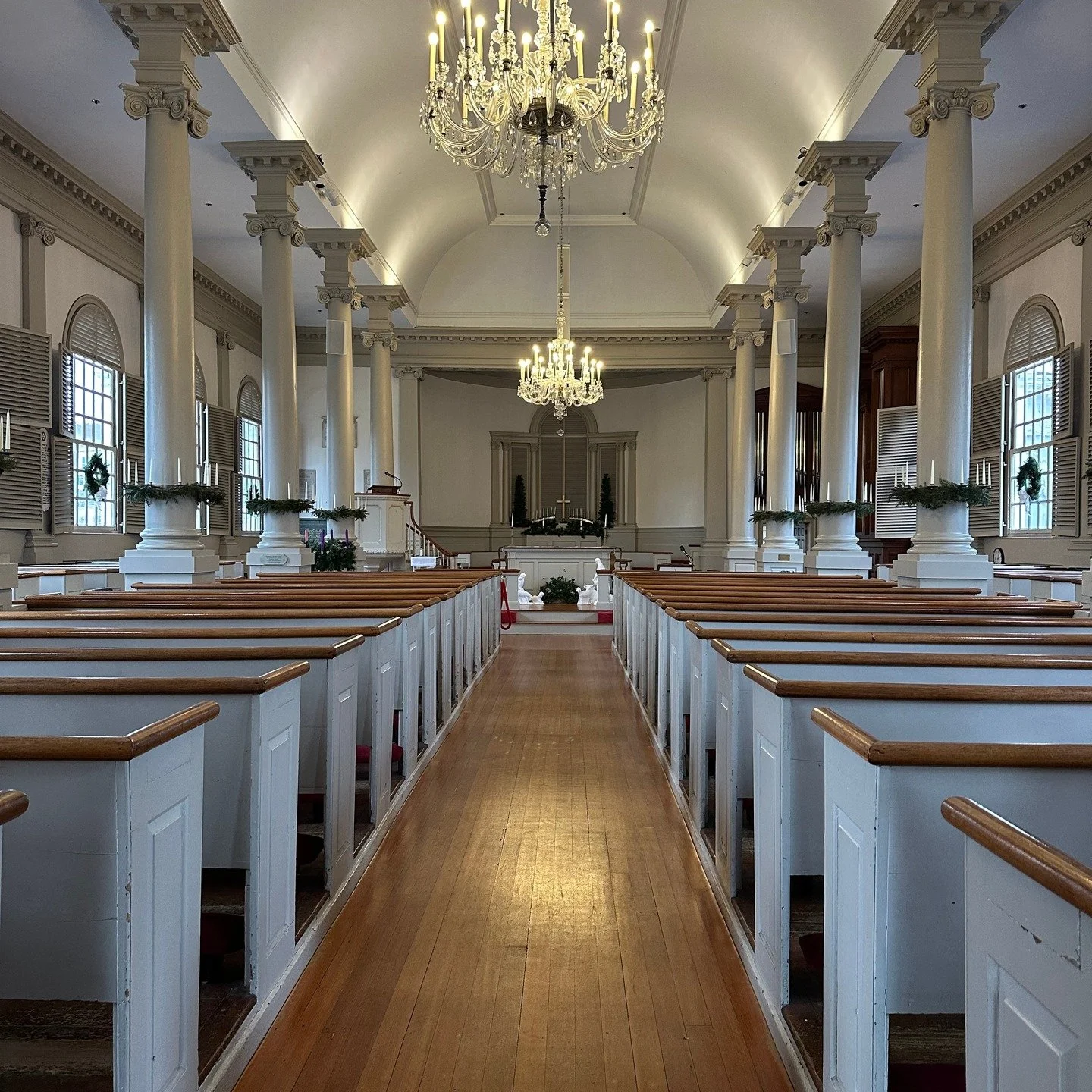 This Sunday is the 4th and final week of Advent. Thank you to our Altar Guild for their work and dedication to decorating the Sanctuary and Parish House in this season! 

Join us 8:00 AM in-person or 10:15 AM in-person and online. We have a social ho