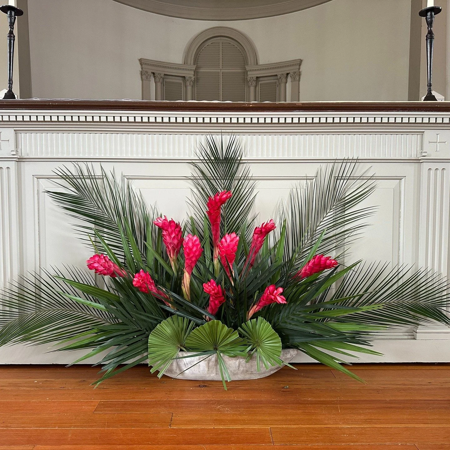 Thank you to our parish volunteers, to @wilsonfarm flower &amp; bakery departments, and to all those who attended Palm Sunday. 

Monday in Holy Week, will be The Way of the Cross service at 7:00 PM, in-person.