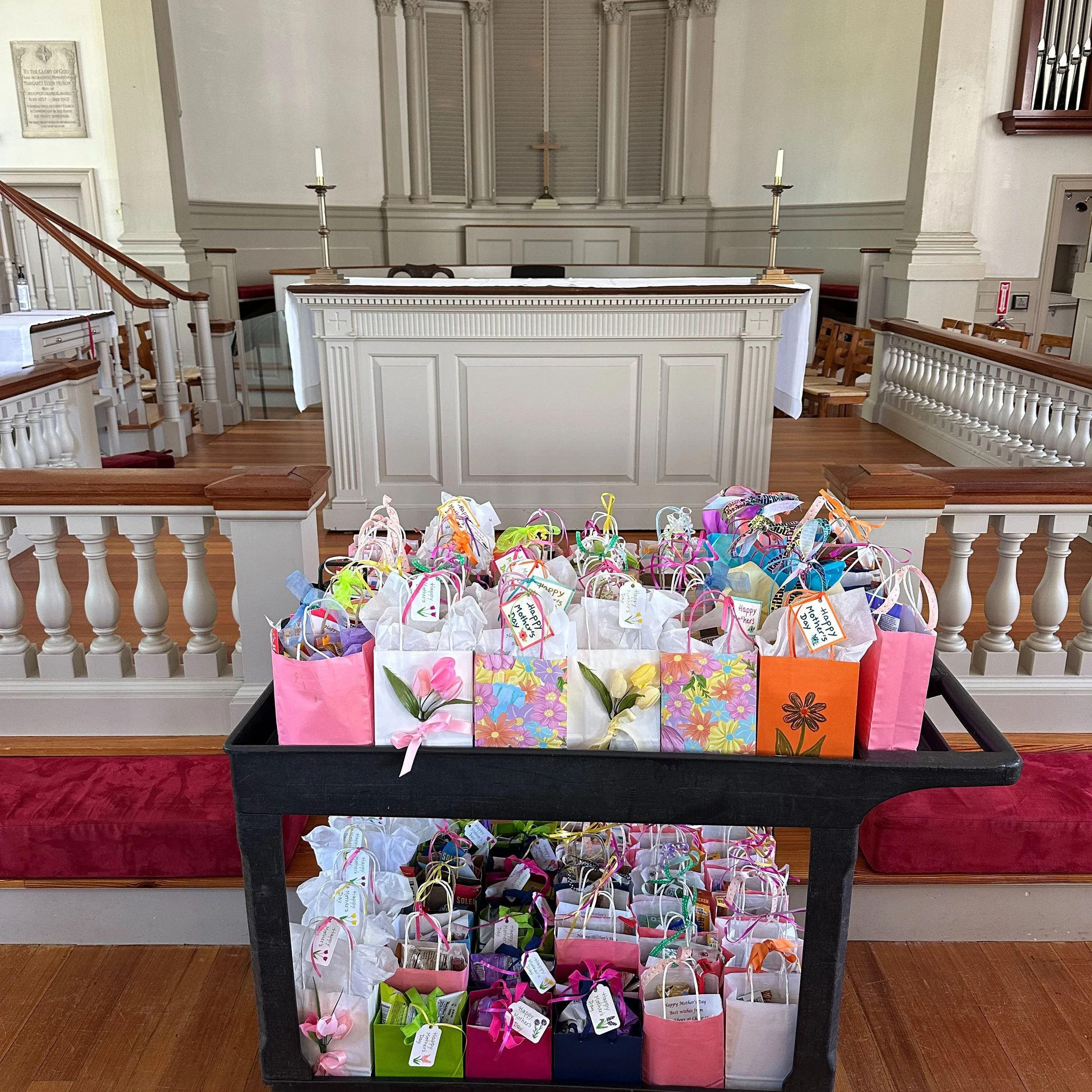 Ahead of Mother's Day, we want to give a huge thank you to all who donated snacks and filled bags for On The Rise. We are thinking of and praying for all the mothers and women who use this program. 

If you would like to learn more about supporting O