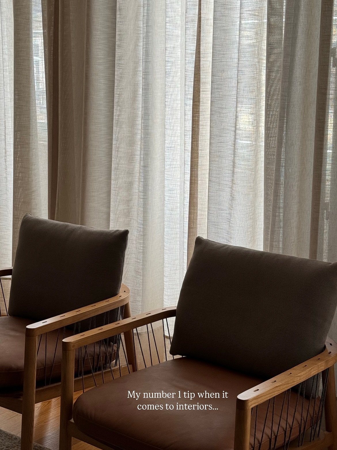 Today&rsquo;s little pearl of wisdom is my number 1 tip when it comes to interiors: Mix materials. One of the main mistakes I see people do is keeping everything the same - all furniture have the same shiny (read Ikea) surface. By mixing it up you cr